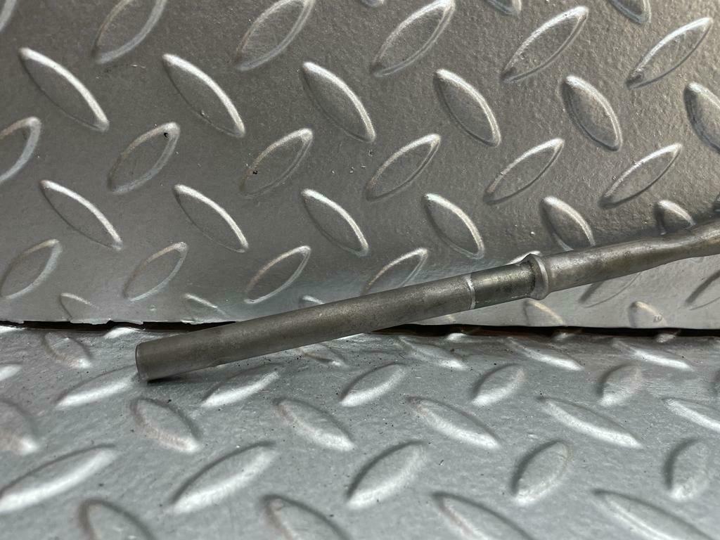 0192 Mercedes-Benz W116 350SE Oil Dipstick