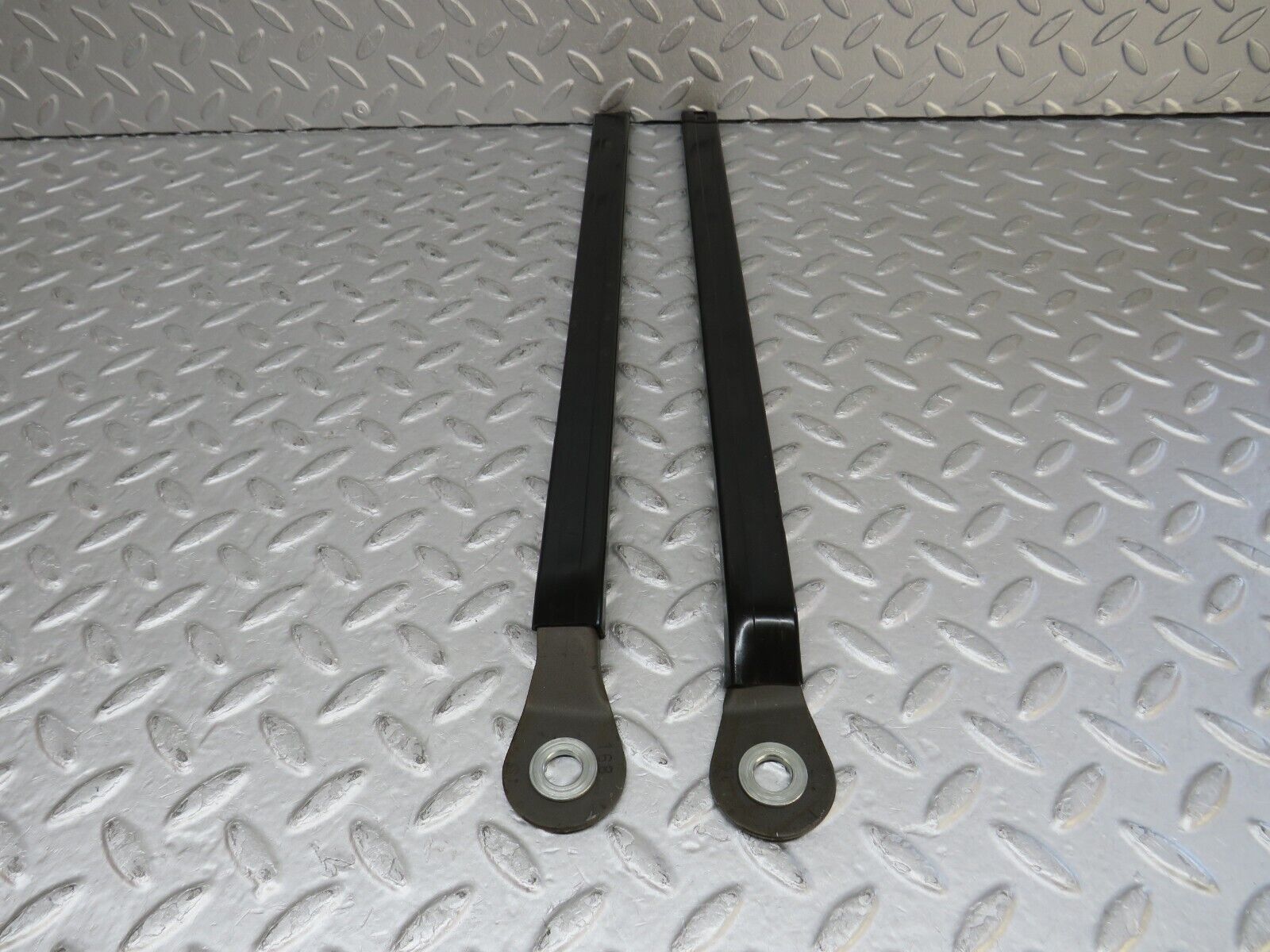 36729 Mercedes-Benz W201 190E 2.0L Seat Belt Runner Pair