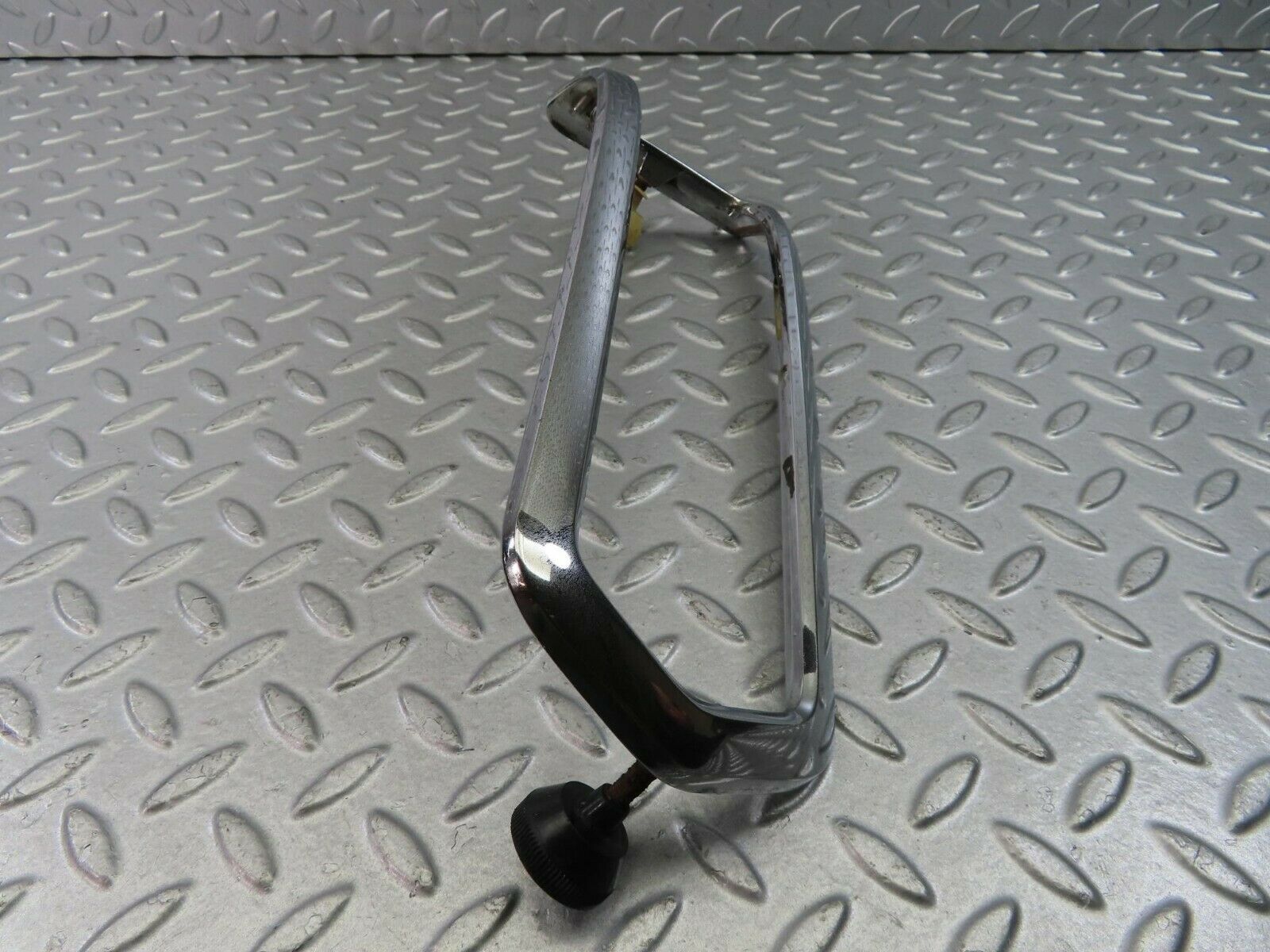 9014 Mercedes-Benz W108 Tail Light Chrome Frame Left 1088260159