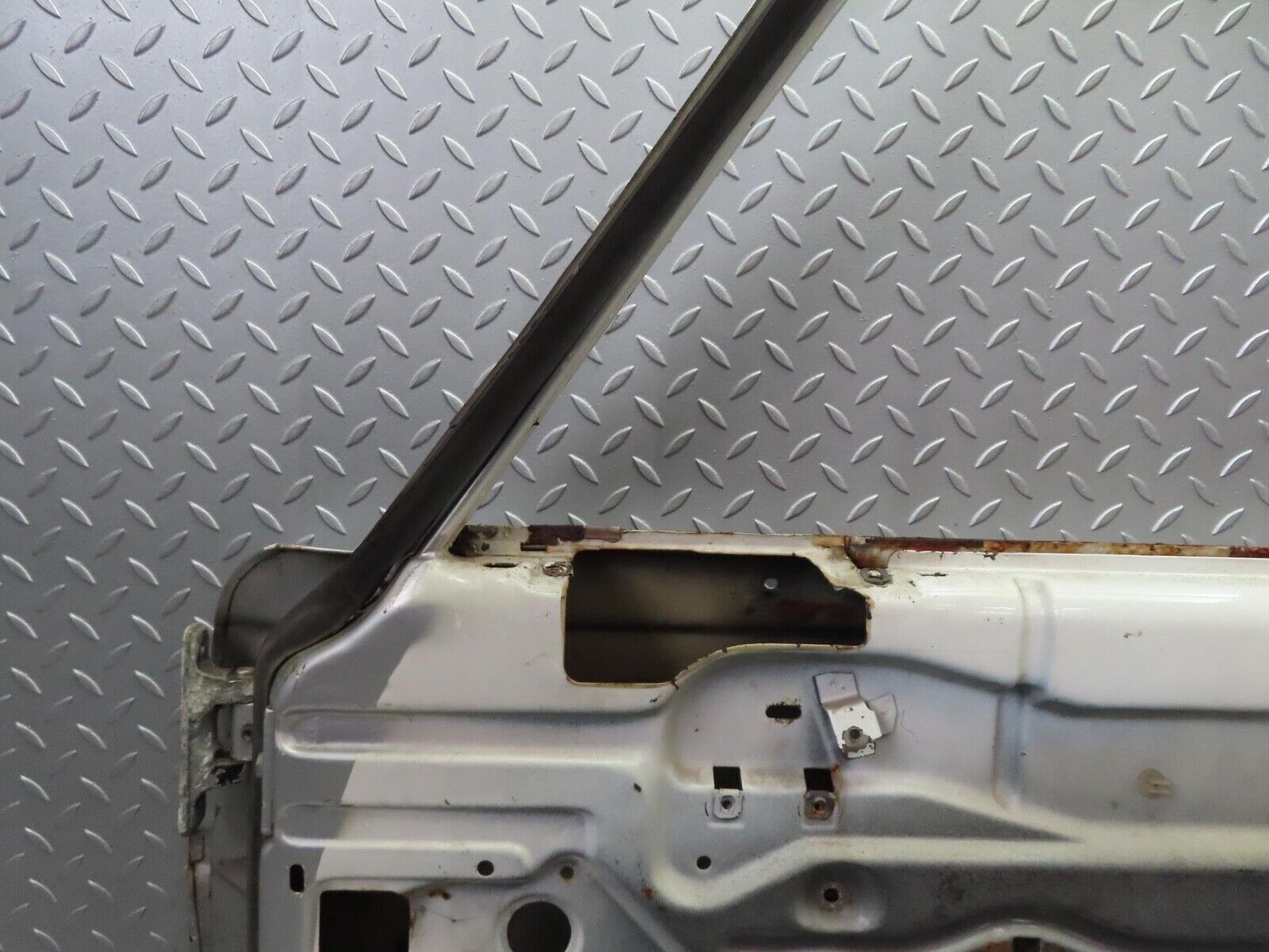 12550 Mercedes-Benz W108 280SE 3.5 Front Right Door