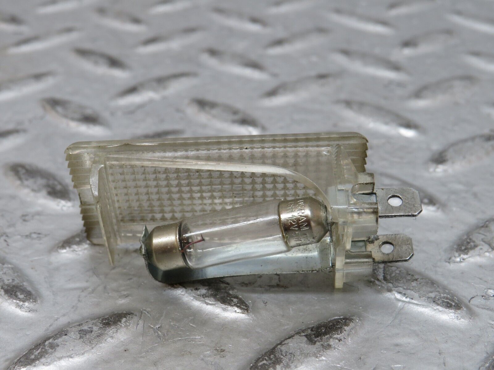 27864 Mercedes-Benz W123 280E Glove Box Light