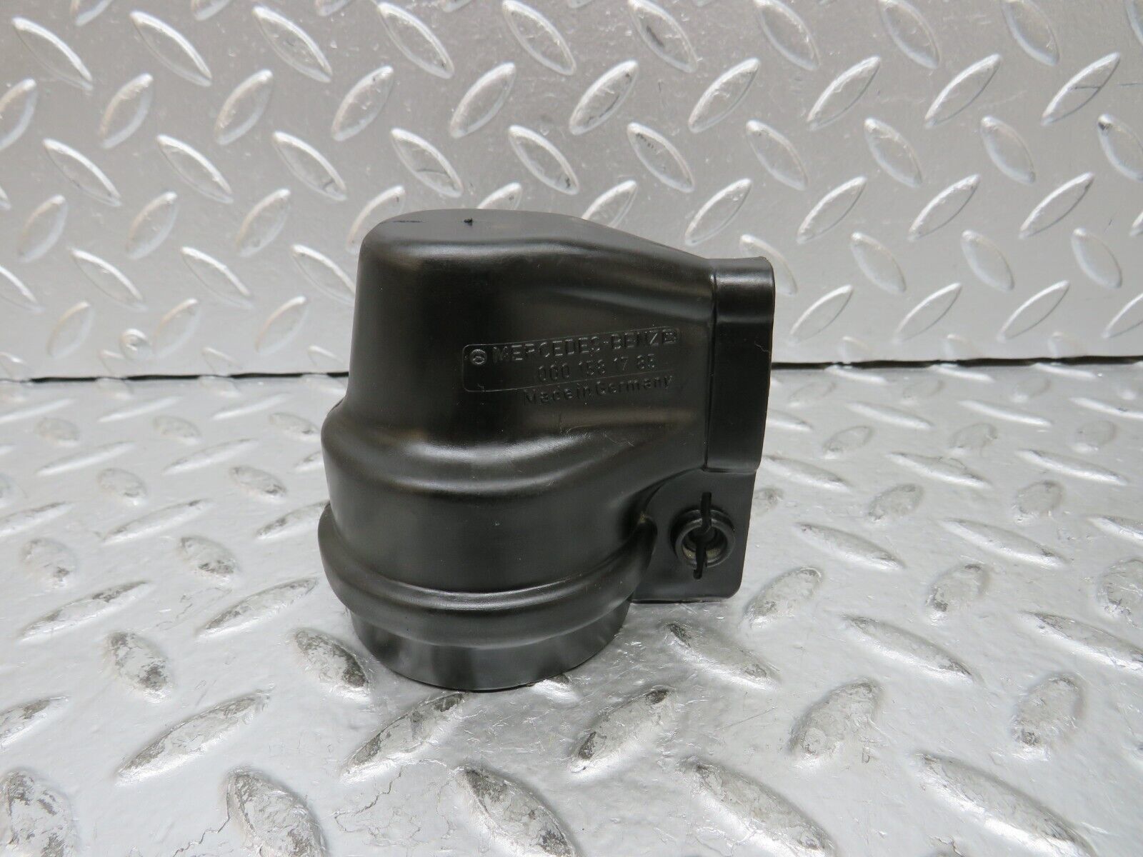 27246 Mercedes-Benz W123 280E Ignition Coil Protective Cap 0001581785