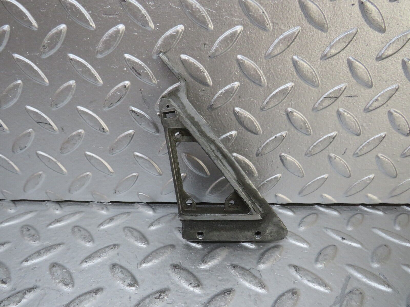 26106 Mercedes-Benz W116 450SE Right Wing Mirror Bracket 1167250041