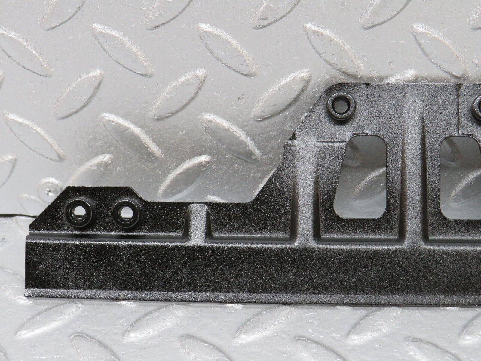 38013 Mercedes-Benz A124 320E Cabriolet Rear Right Power Window Regulator Bracket