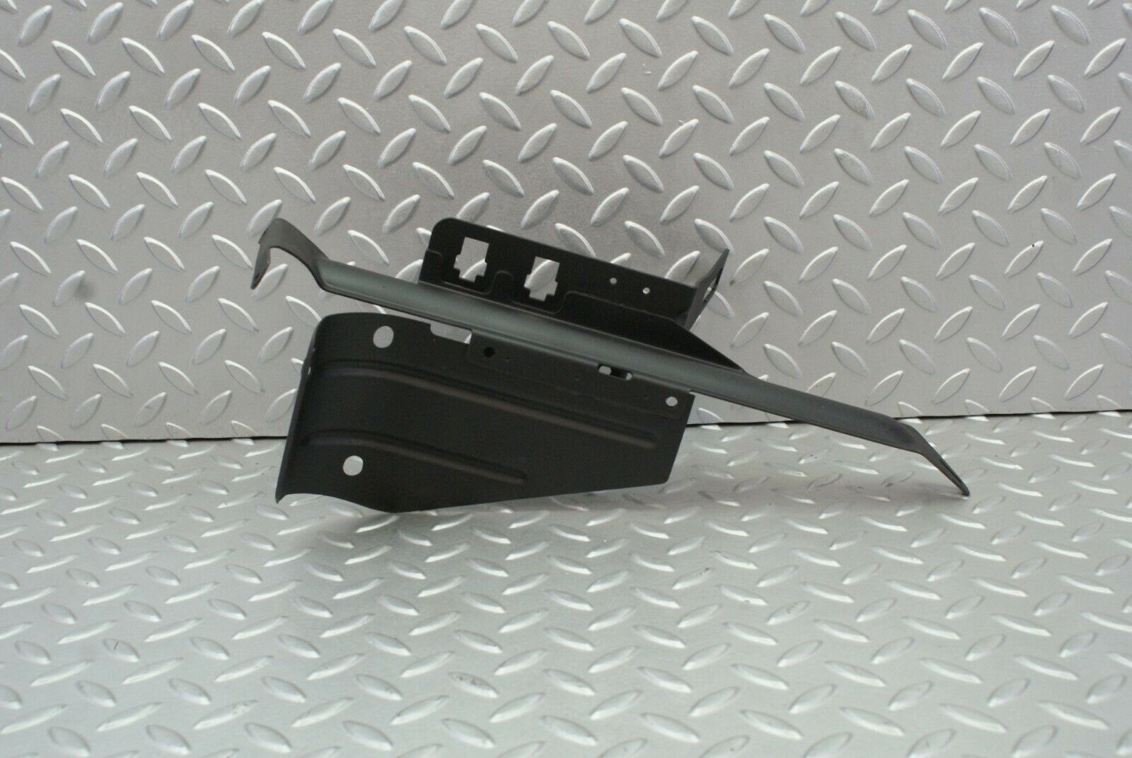 2726 Mercedes-Benz W116 350SE Console Under The Dashboard