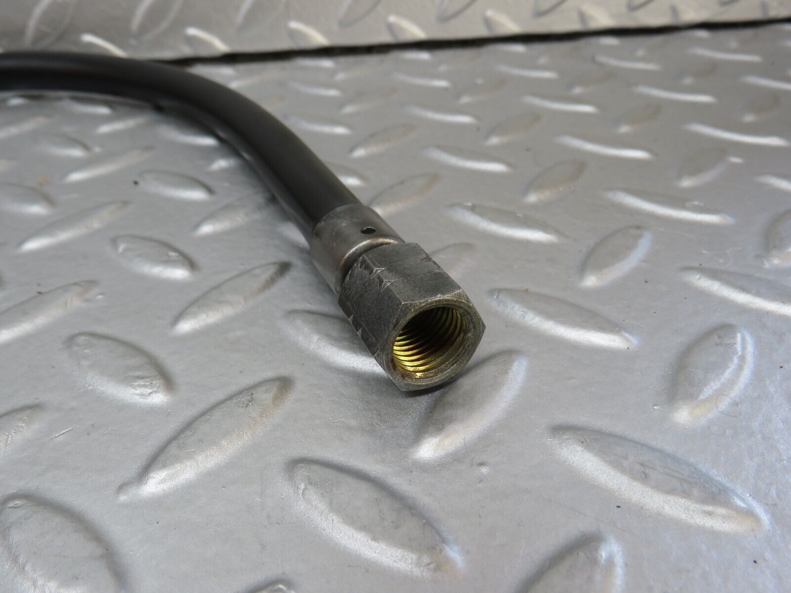 36525 Mercedes-Benz W201 190E 2.0L Fuel Line Pipe