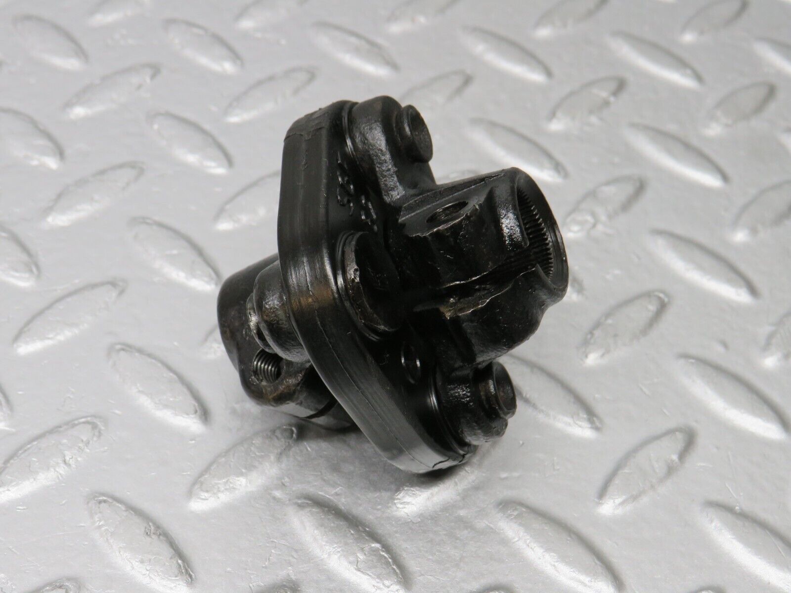 38794 Mercedes-Benz W201 190E 2.6L Steering Column Lower Shaft Connector 1264620146