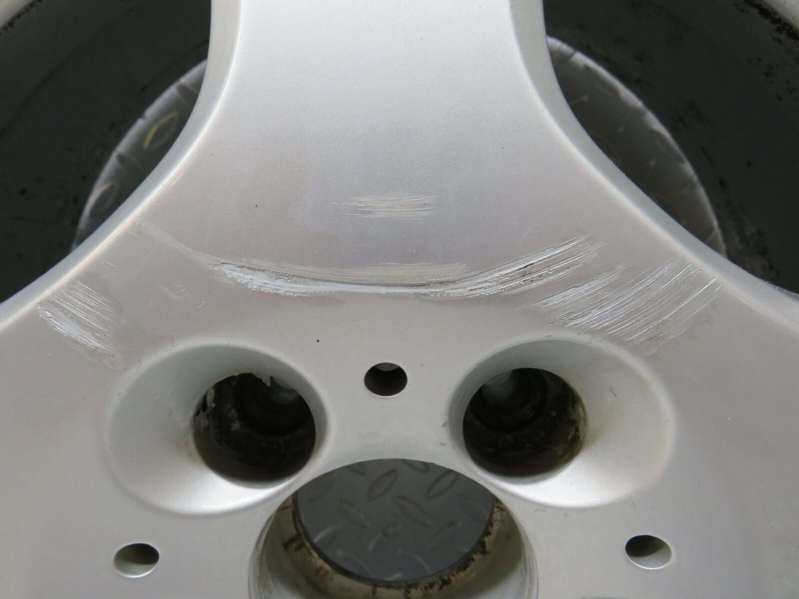 35086 Mercedes-Benz Alloy Wheel Set 7.5Jx16H2 ET41 2104011302