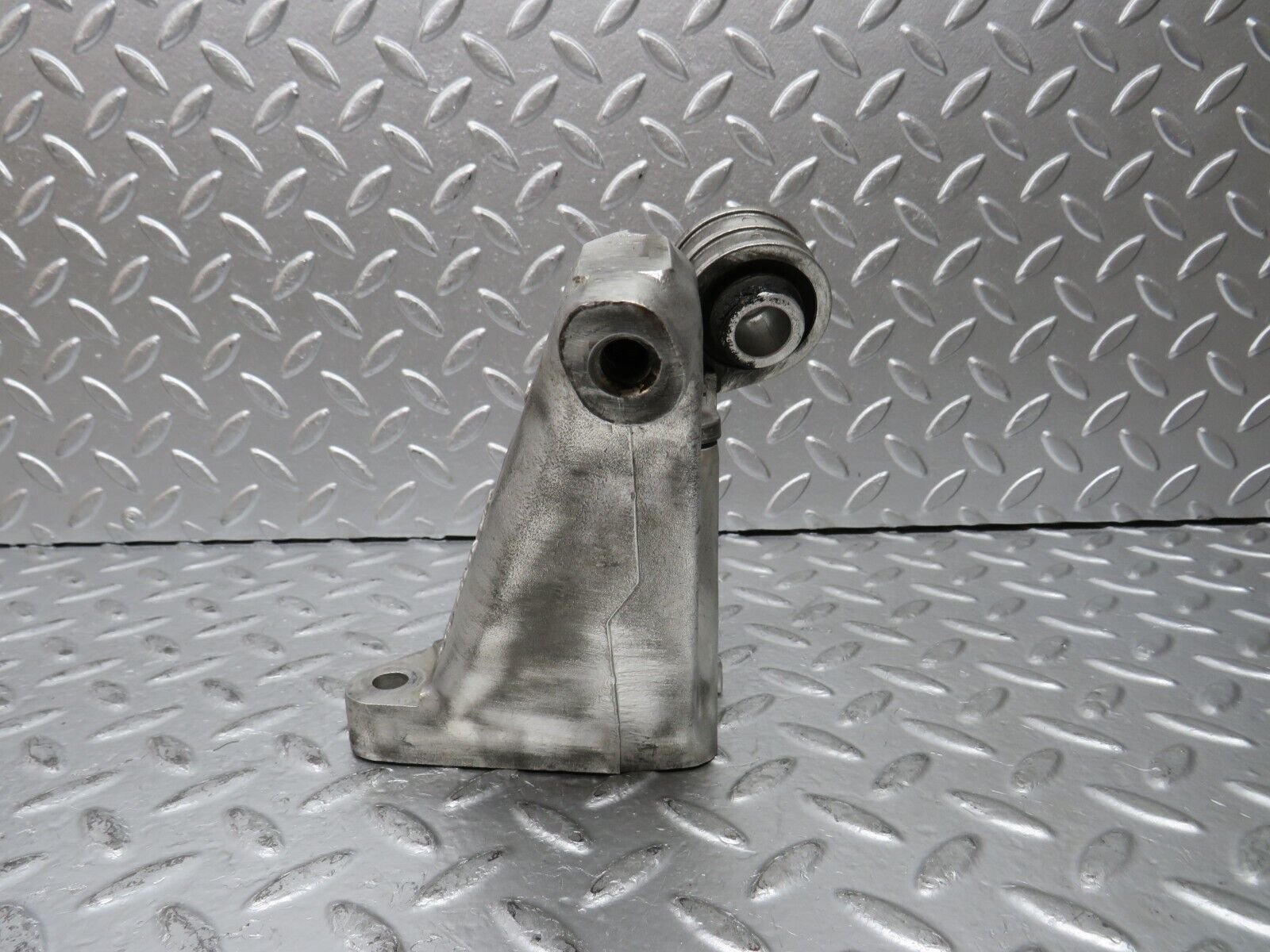 29864 Mercedes-Benz W123 230E Engine Mount Bracket Left Side 1022230504