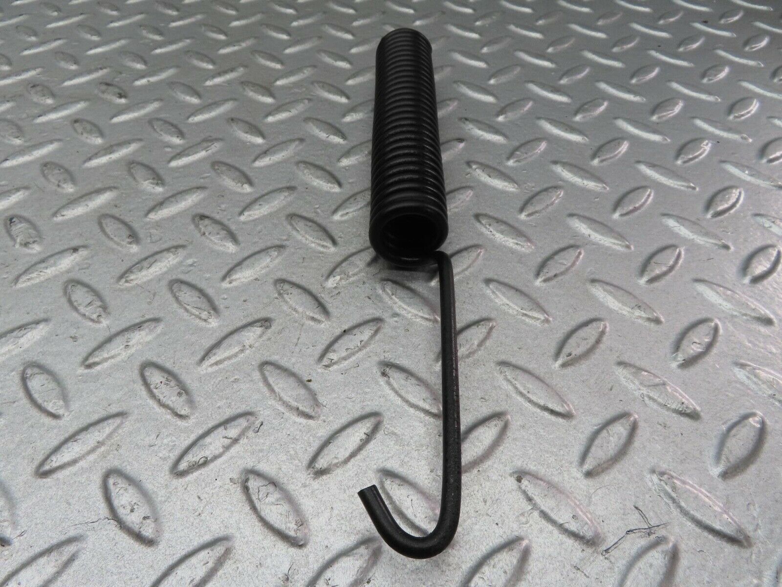 13884 Mercedes-Benz C107 280SLC Bonnet Hinge Spring