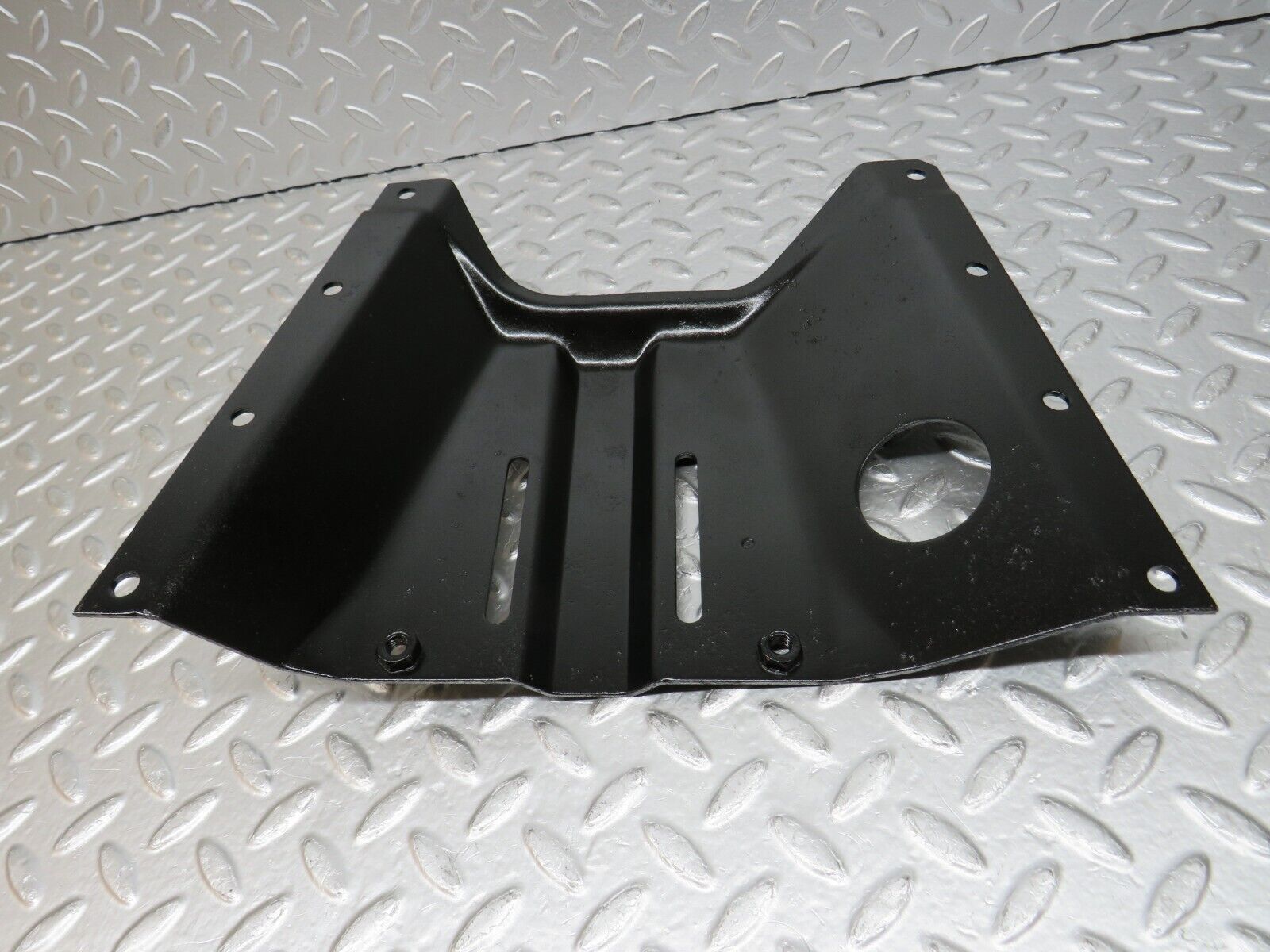 0799 Mercedes-Benz C107 350SLC Coupe Gearbox Mount Bracket Holder
