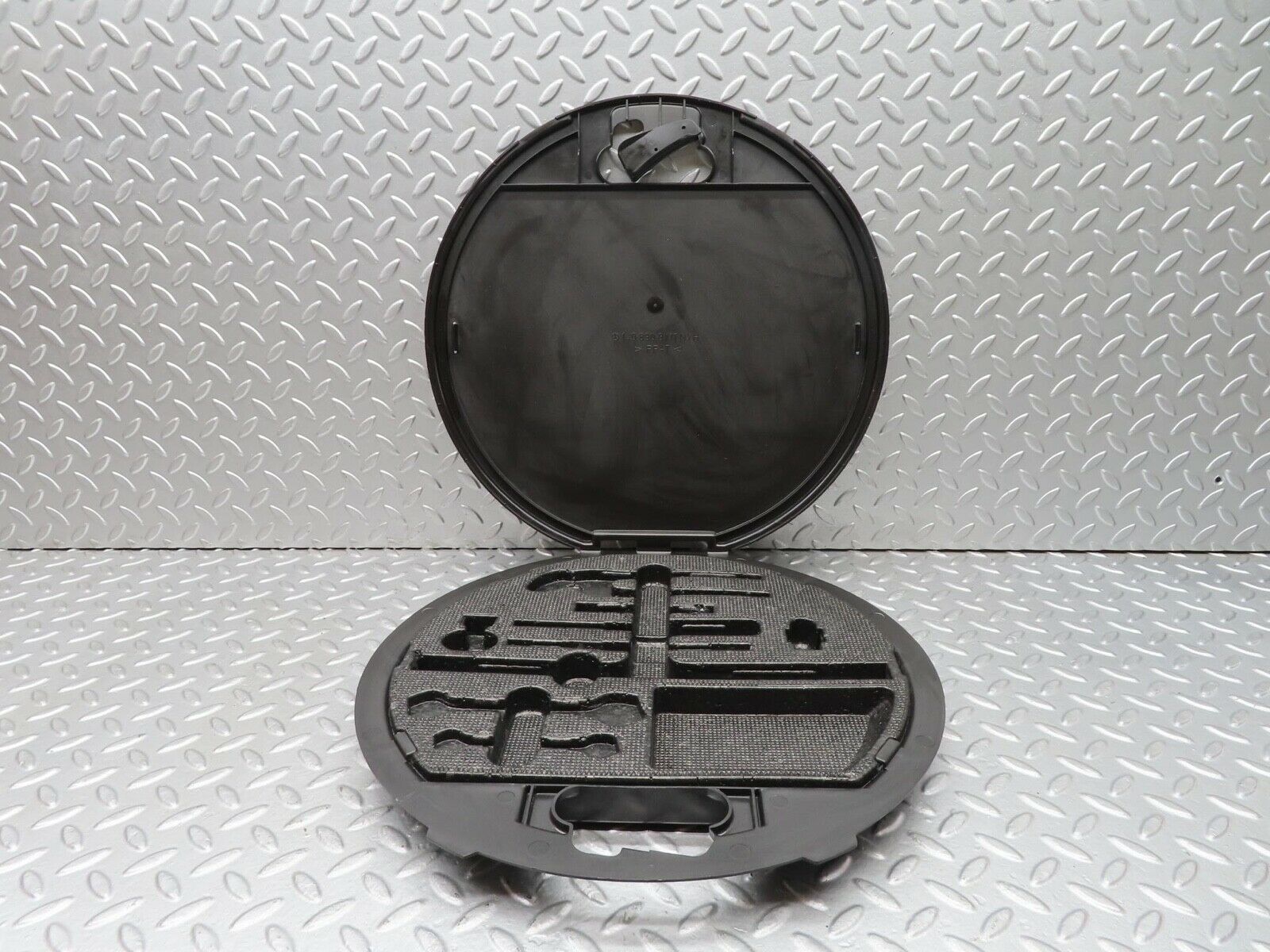 14856 Mercedes-Benz W140 S320 Trunk Tool Holder 1408900111