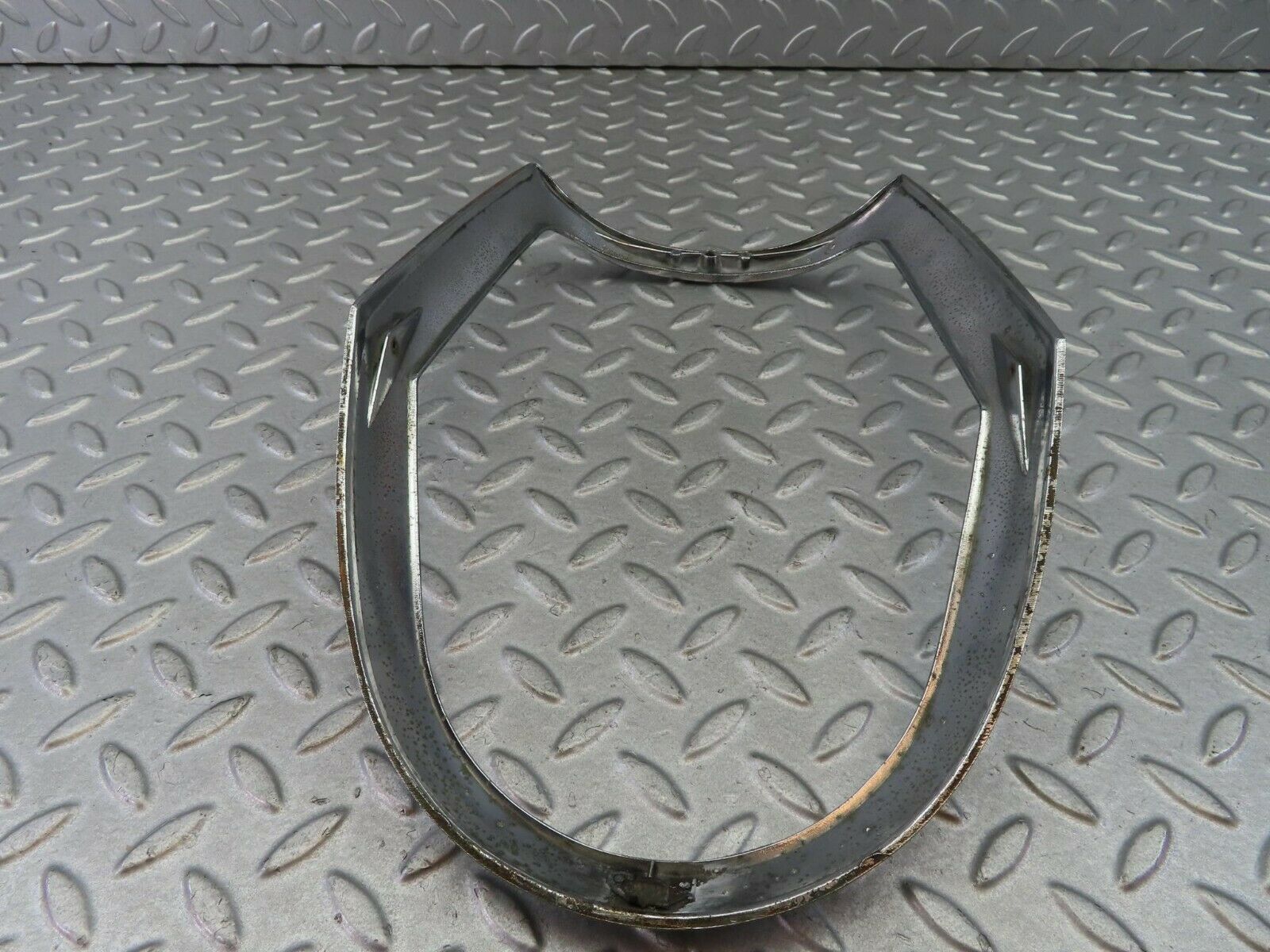 8120 Mercedes-Benz W108 Headlight Chrome Frame 1305542029