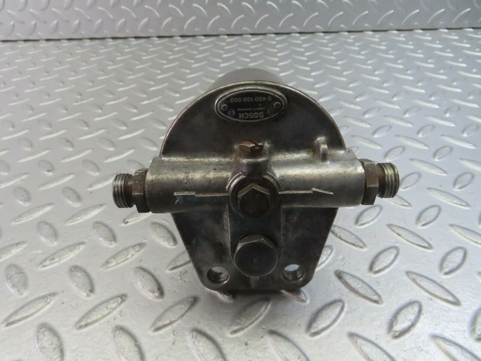 10174 Mercedes-Benz W111 280SE Fuel Filter Housing Bosch 0450108003