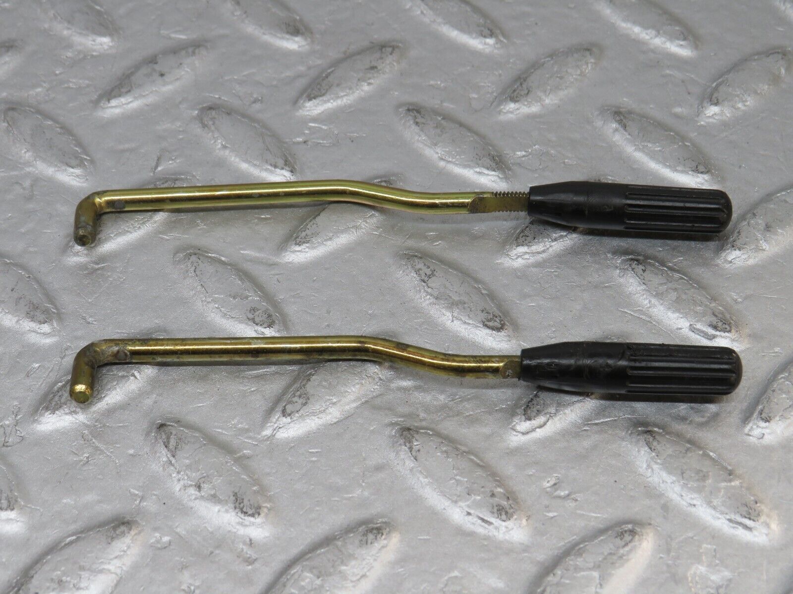 36638 Mercedes-Benz W201 190E 2.0L Front Door Lock Knob Pair