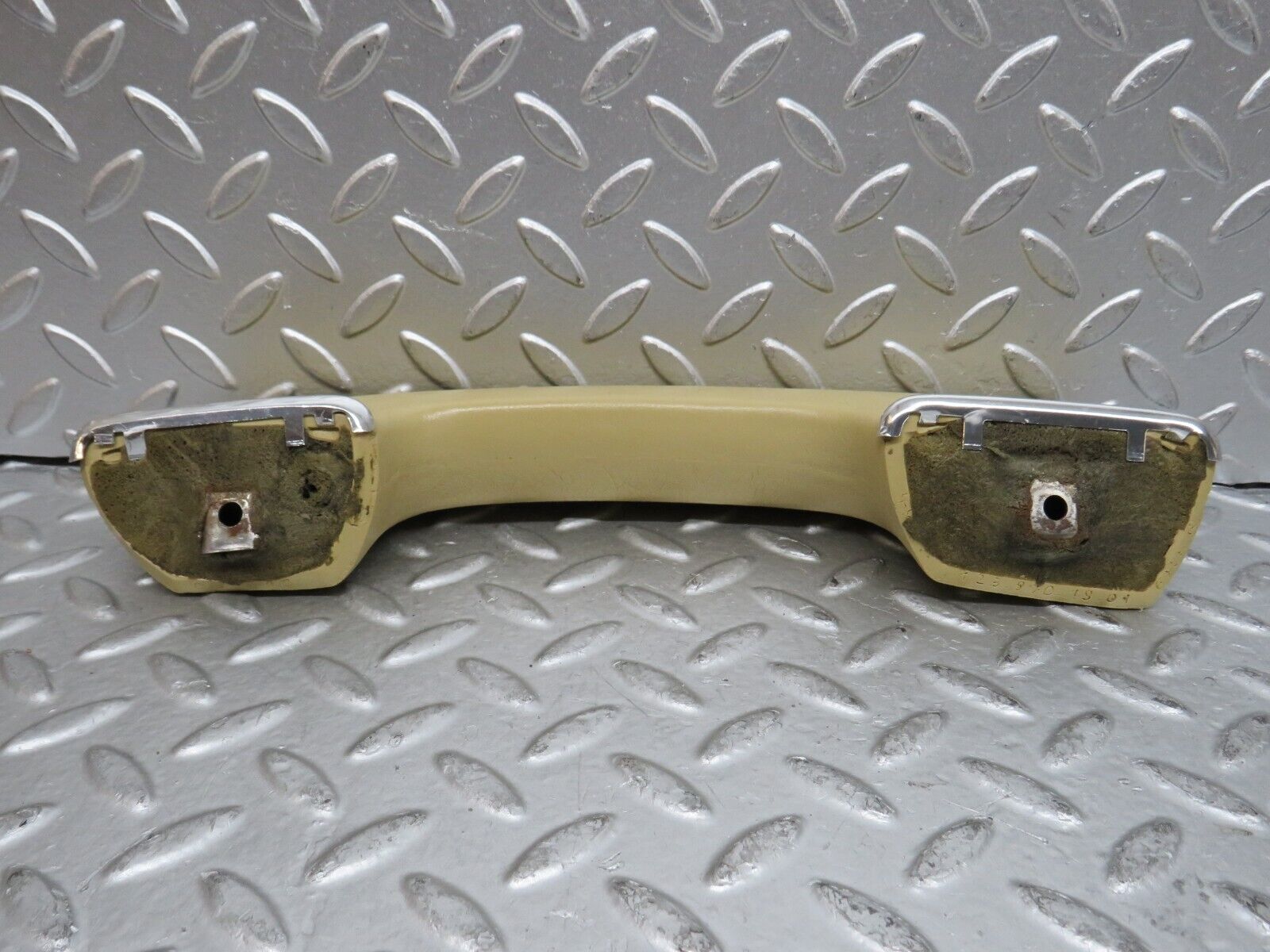 29655 Mercedes-Benz W123 230E Rear Left Interior Door Handle 1239701901