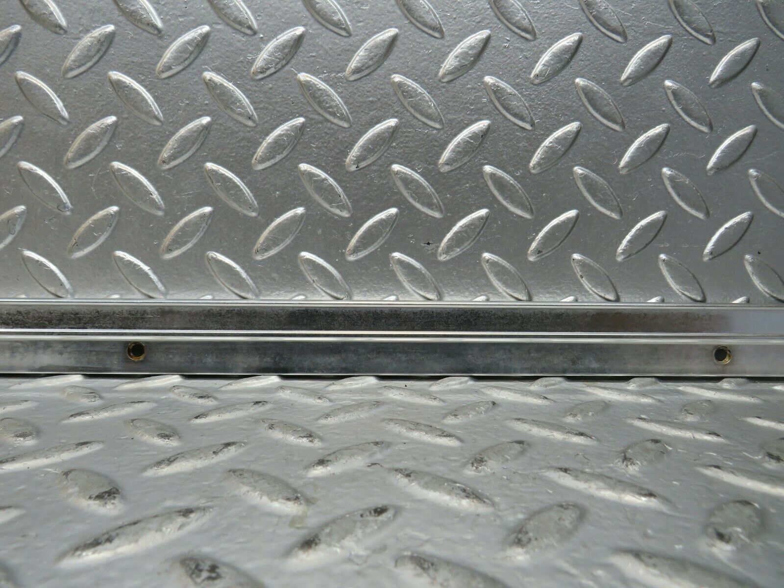 23368 Mercedes-Benz W116 350SE Roof Chrome Trim Left Side