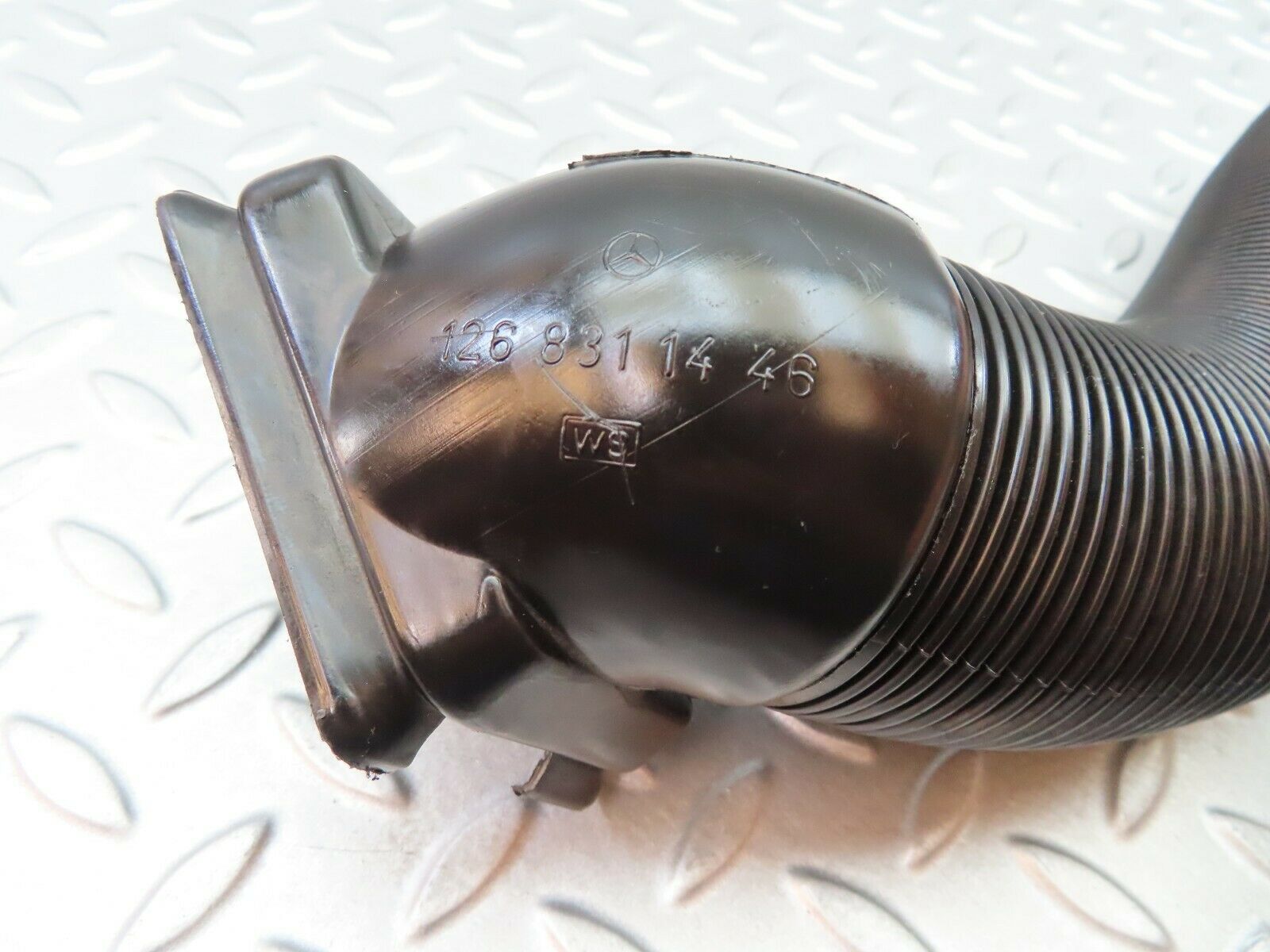 6126 Mercedes-Benz W126 380SE Heater Pipe Air Pipe 1268311446