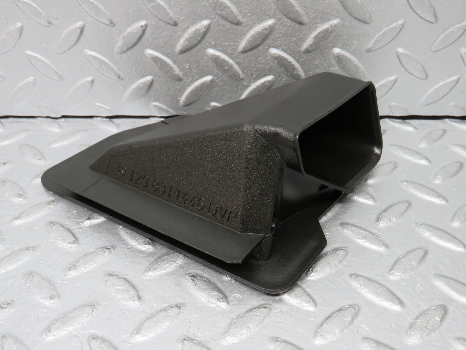 38425 Mercedes-Benz R129 280SL Coupe Heater Vent Right Side 1298311446