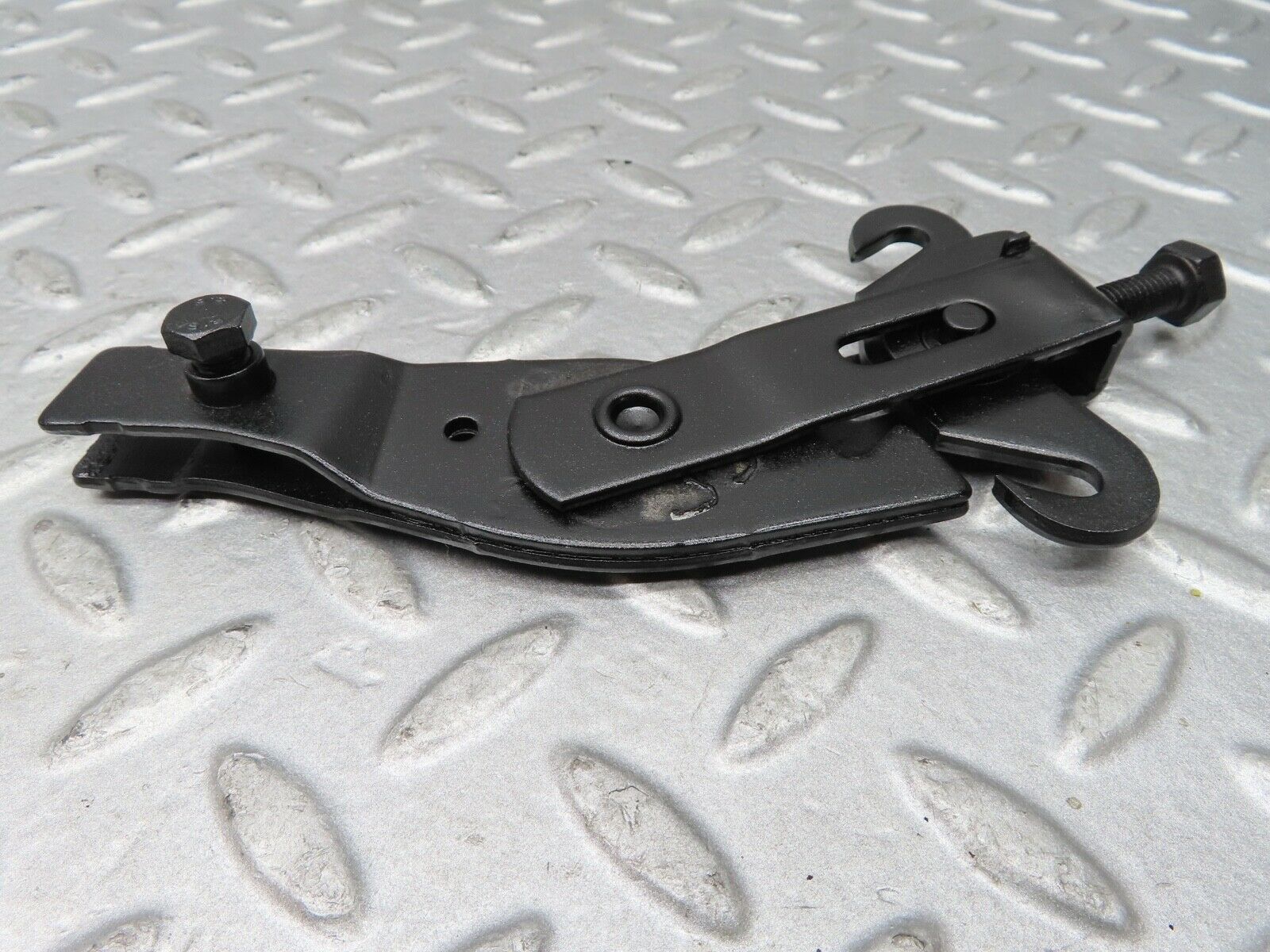 17352 Mercedes-Benz R129 300SL Coupe Handbrake Regulator