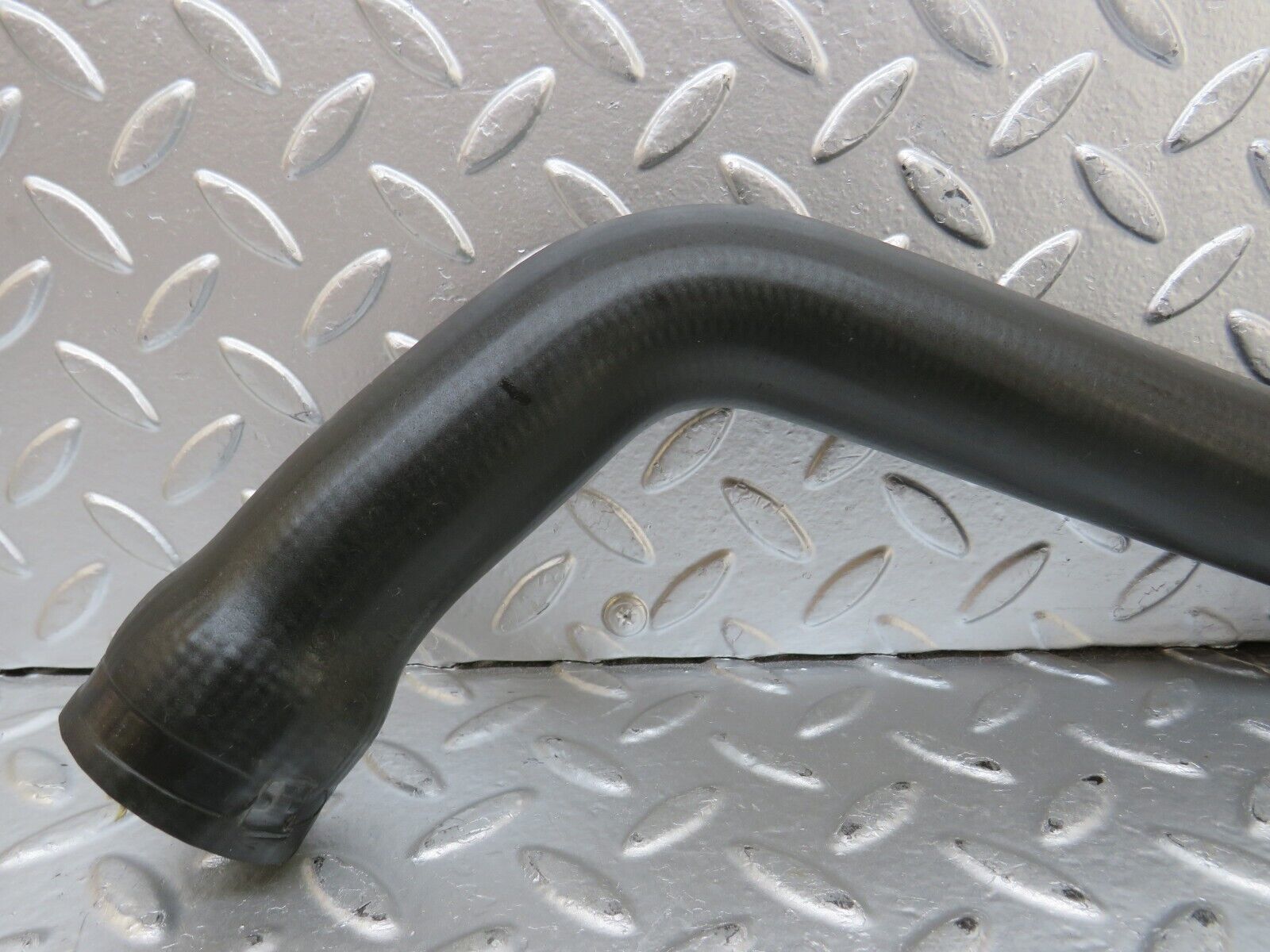 24854 Mercedes-Benz W140 S320 Radiator Hose Pipe 1405011982