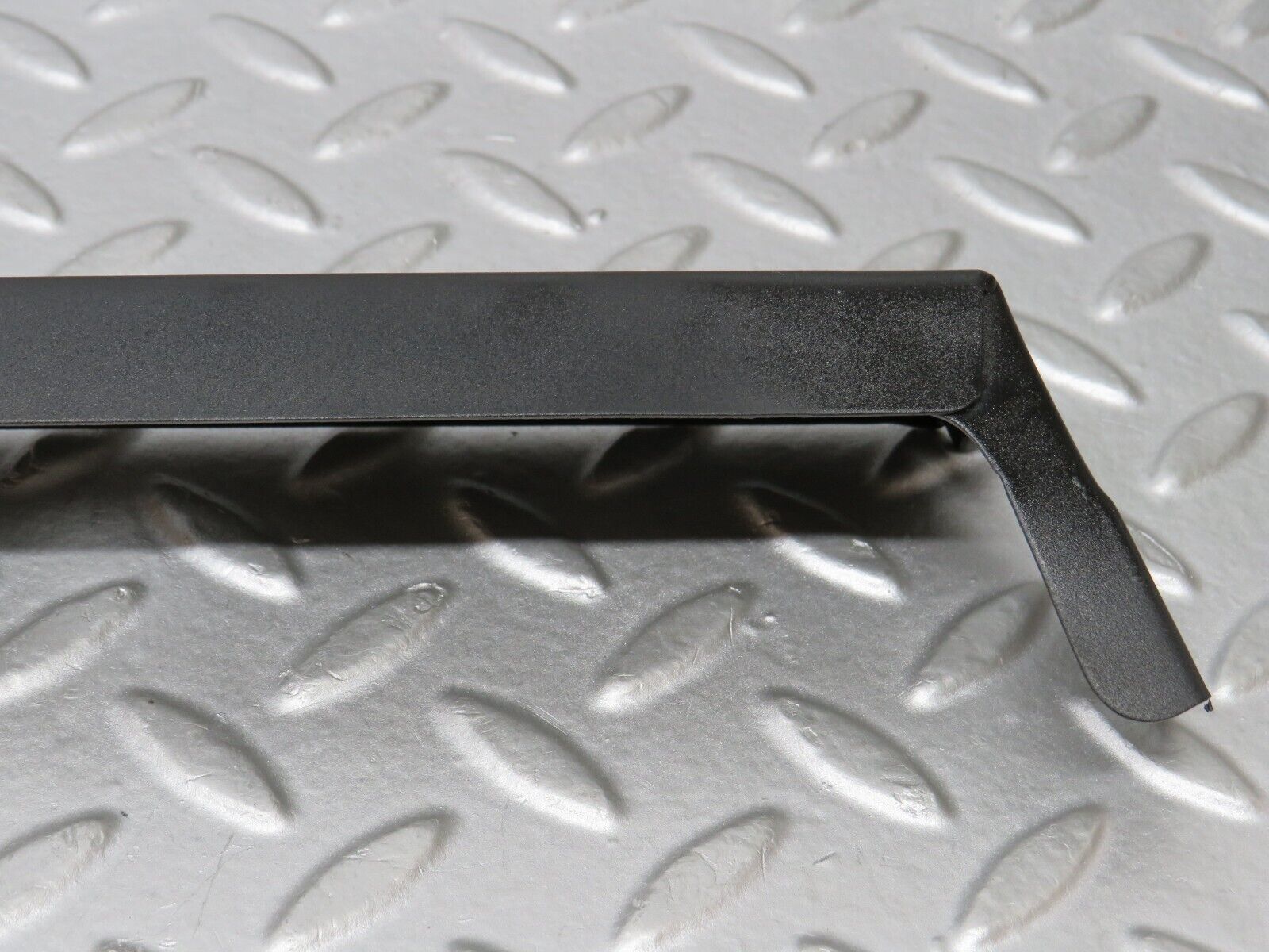 36342 Mercedes-Benz W126 420SE Under Headlight Trim Right Side