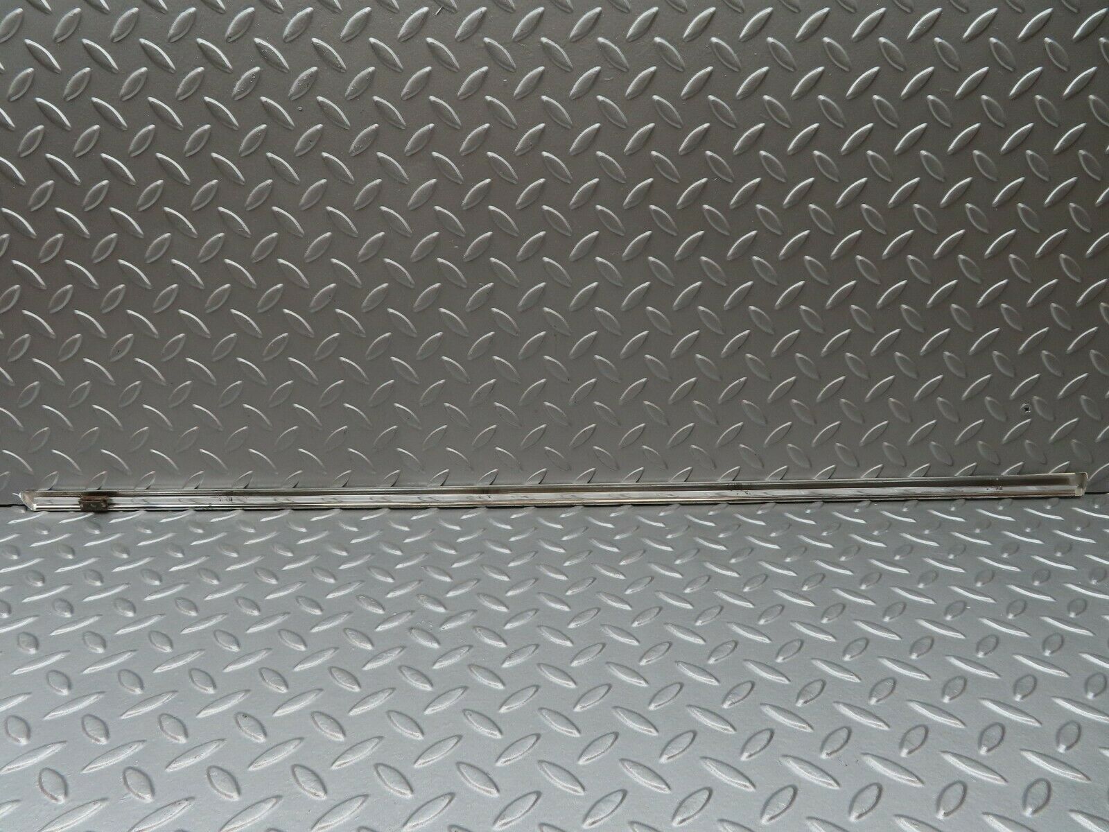 3743 Mercedes-Benz S123 200T Wagon Front Left Door Chrome Moulding Trim