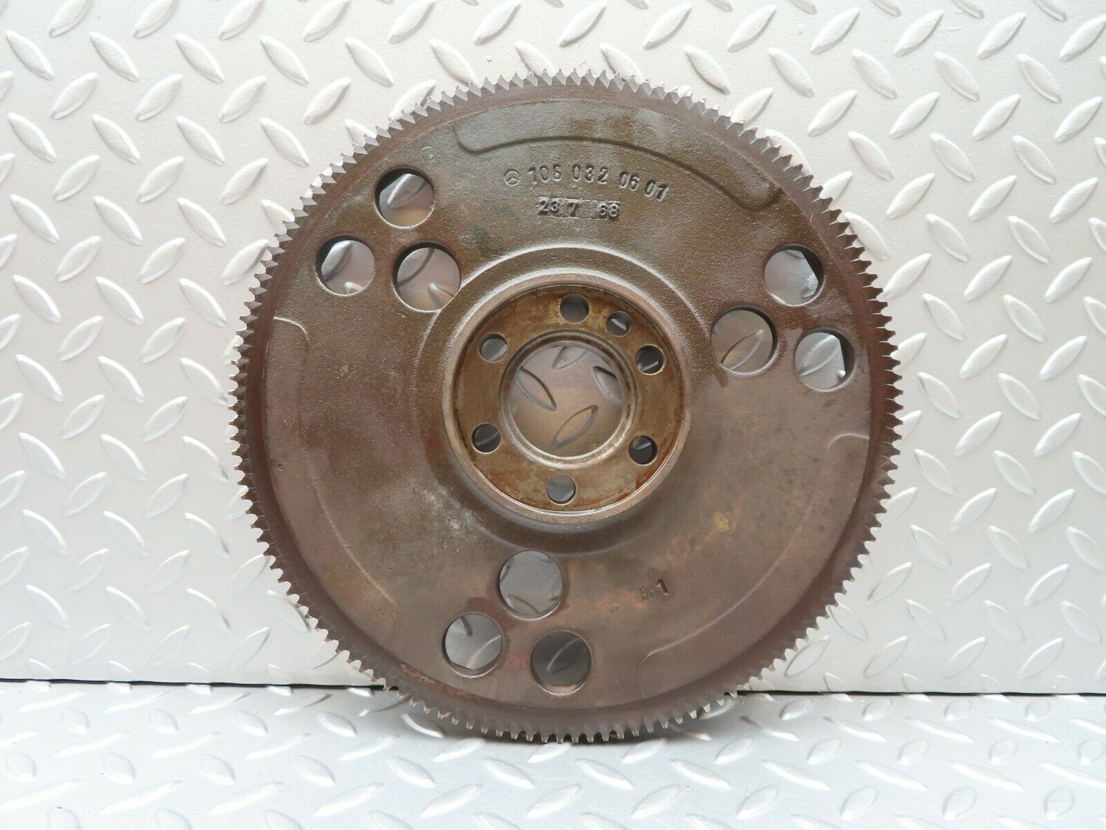 3493 Mercedes-Benz W108 280SE Automatic Transmission Flywheel 1080320601