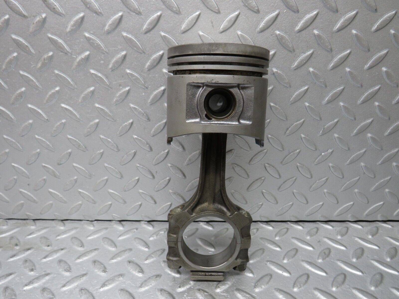 37628 Mercedes-Benz W109 300SEL Piston With Connecting Rod 91.5 mm