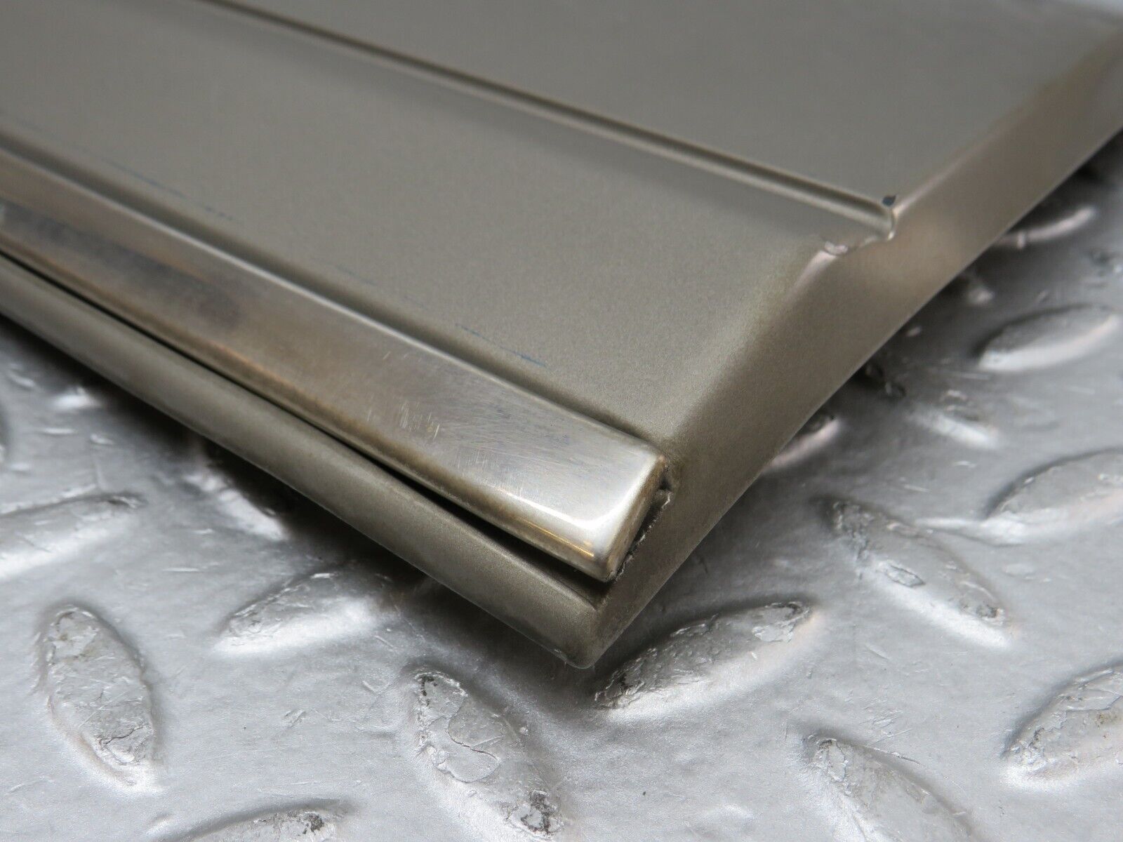 35966 Mercedes-Benz W126 420SE Rear Left Door Moulding Trim 1266903940