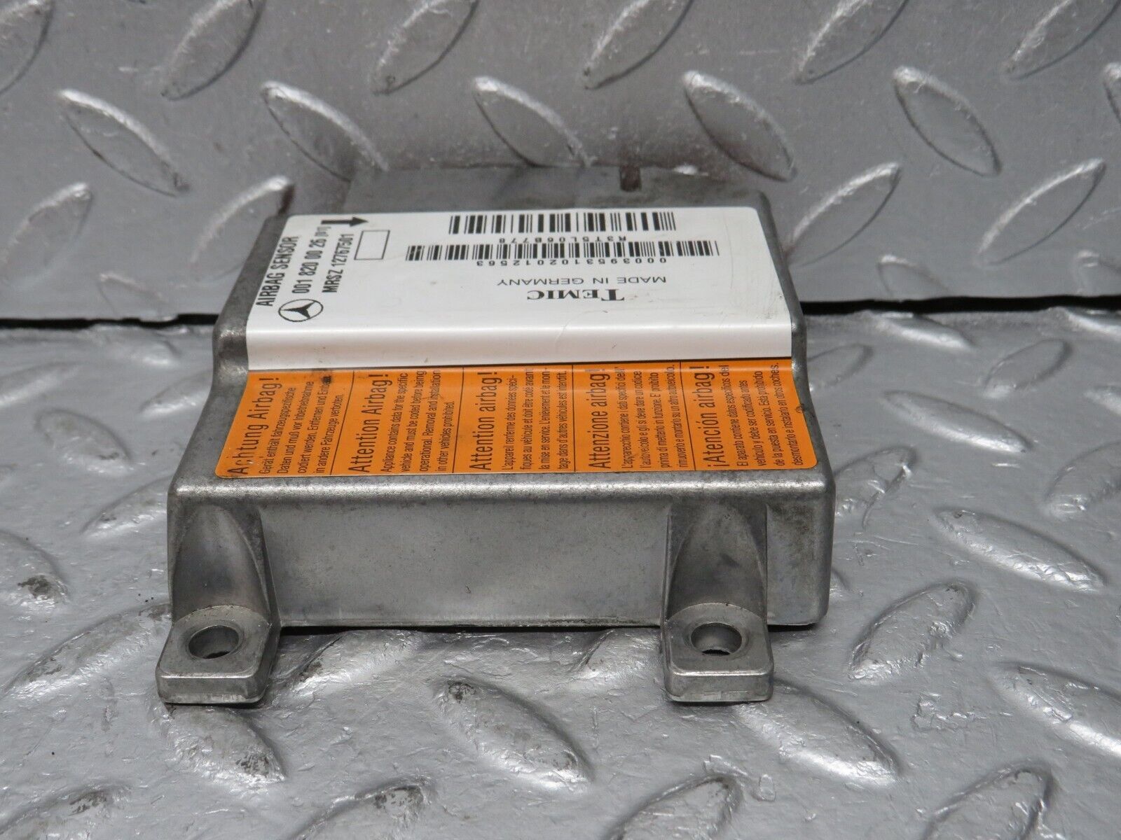 39483 Mercedes-Benz R129 320SL Coupe Airbag Crash Sensor Unit 0018200026