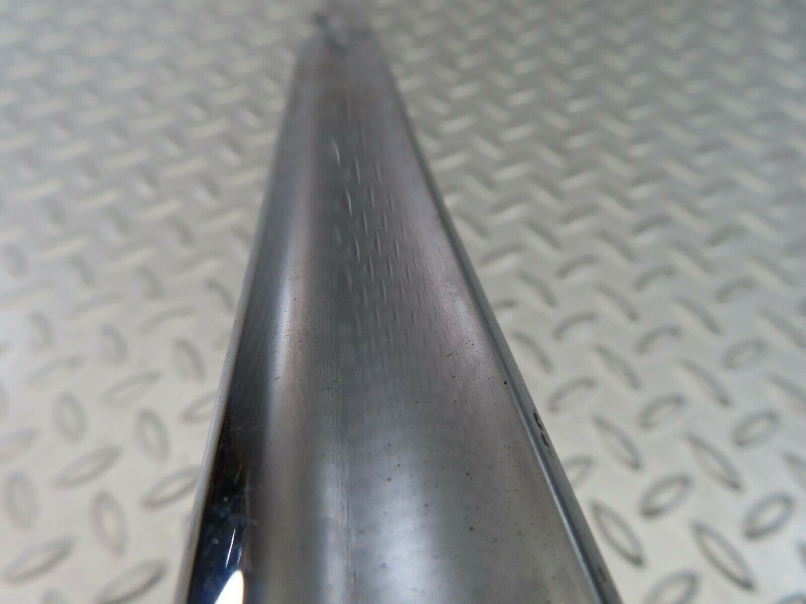 9178 Mercedes-Benz W116 Boot Boot Trunk Handle Bar Chrome 1167580102