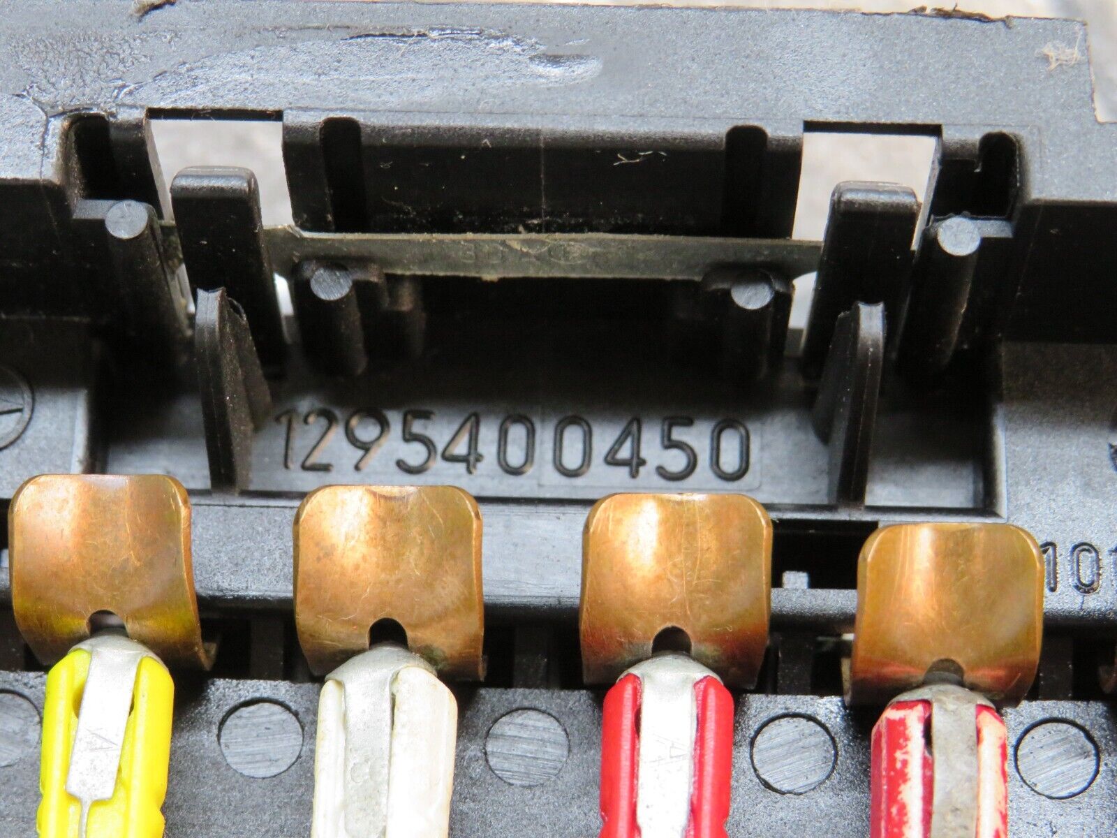 38257 Mercedes-Benz R129 280SL Coupe Fuse Box 1295400450 1040037886