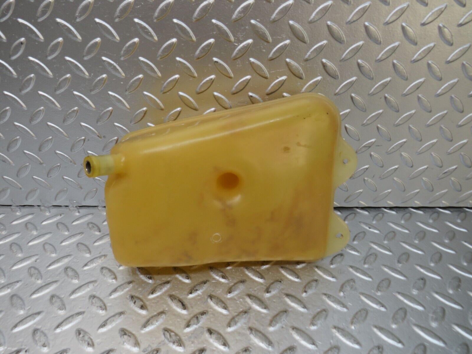 26150 Mercedes-Benz W116 450SE Coolant Tank Reservoir 1165000249