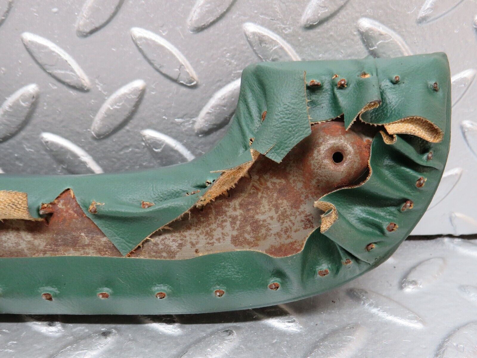 0231 Mercedes-Benz W120 Ponton Arm Rest Top Pad Green