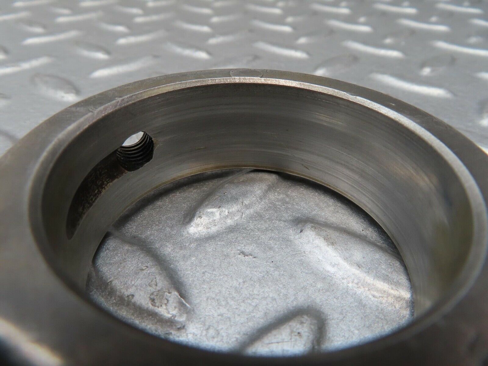 13350 Mercedes-Benz C107 350SLC Coupe Camshaft Tower Bearing 1160512112