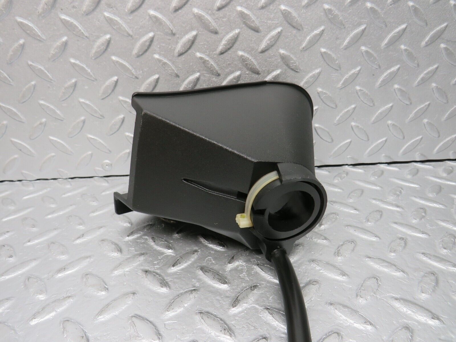 38403 Mercedes-Benz R129 280SL Coupe Roof Folding Lift Cylinder Cover Right 1297700462