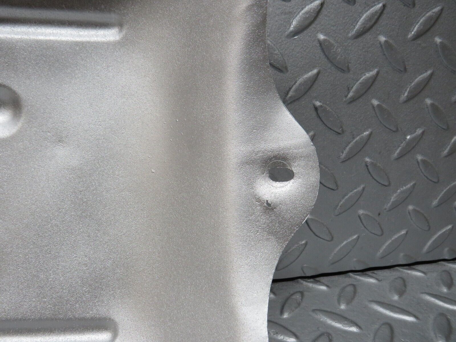 38975 Mercedes-Benz W201 190E 2.6L Exhaust Heat Shield