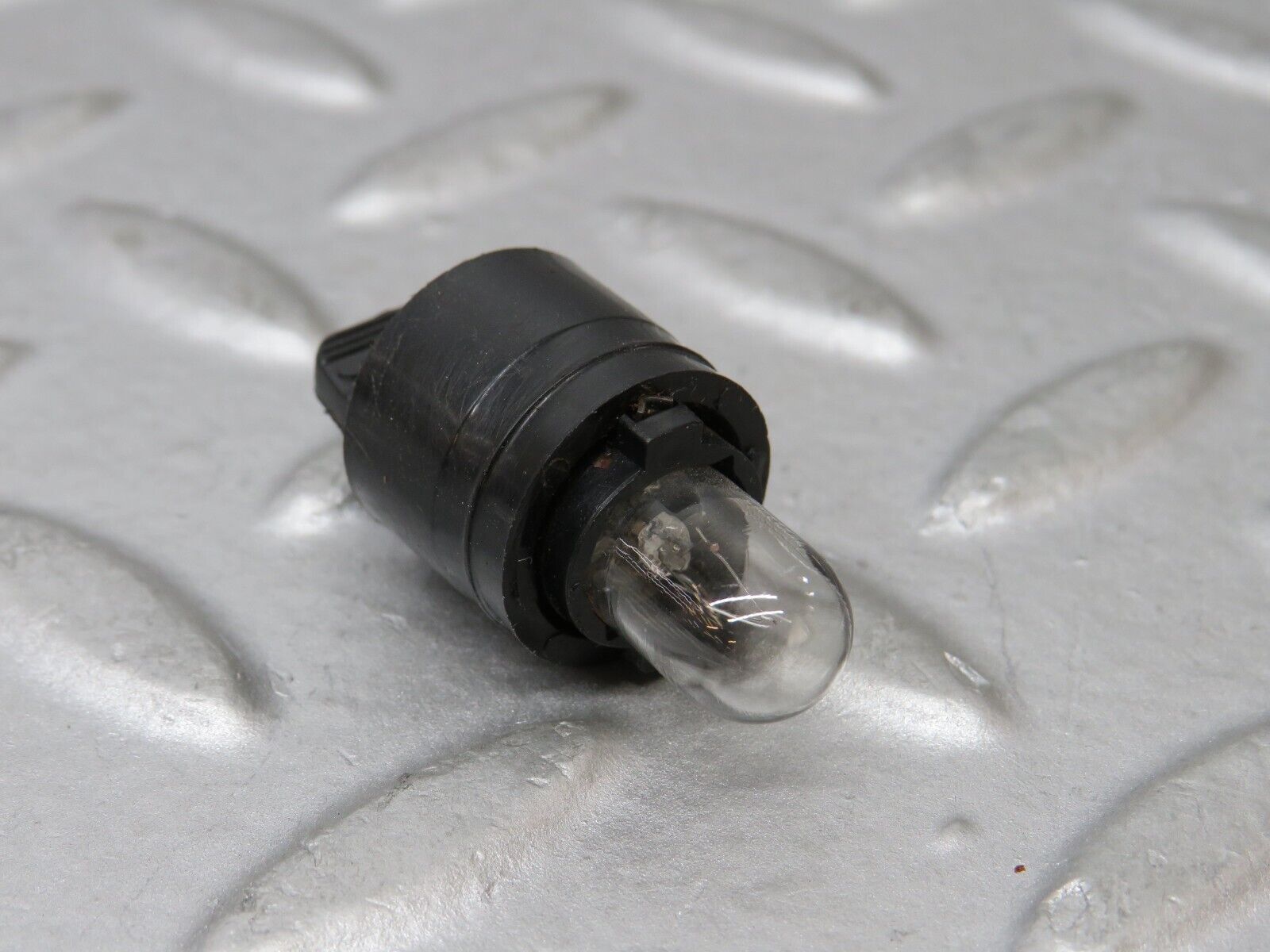 36401 Mercedes-Benz W108 Instrument Cluster Bulb 2x