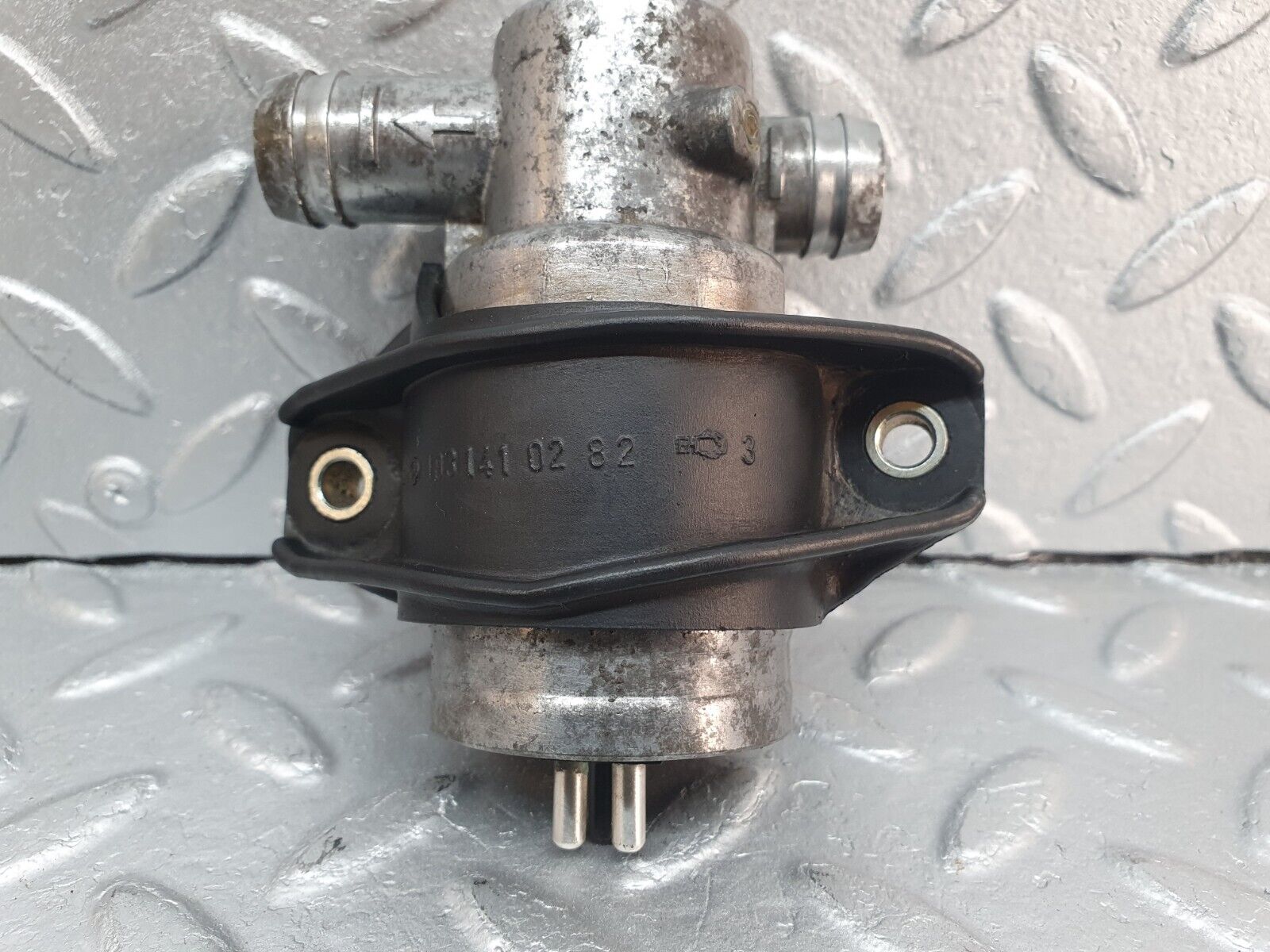 41021 Mercedes-Benz W126 300SE Idle Air Speed Actuator Valve 1031410282