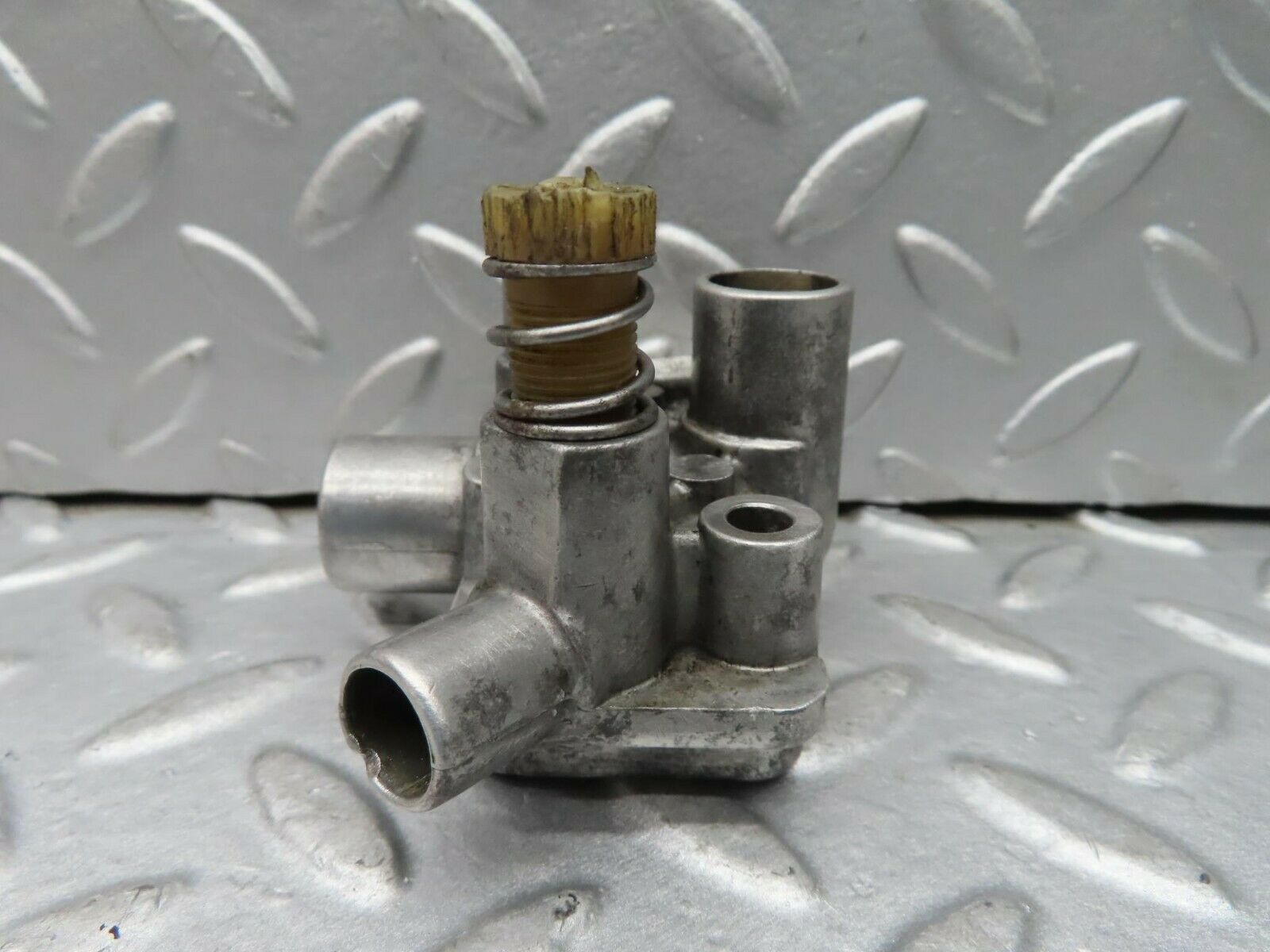 16711 Mercedes-Benz C107 380SLC Auxiliary Air Valve 1160940712