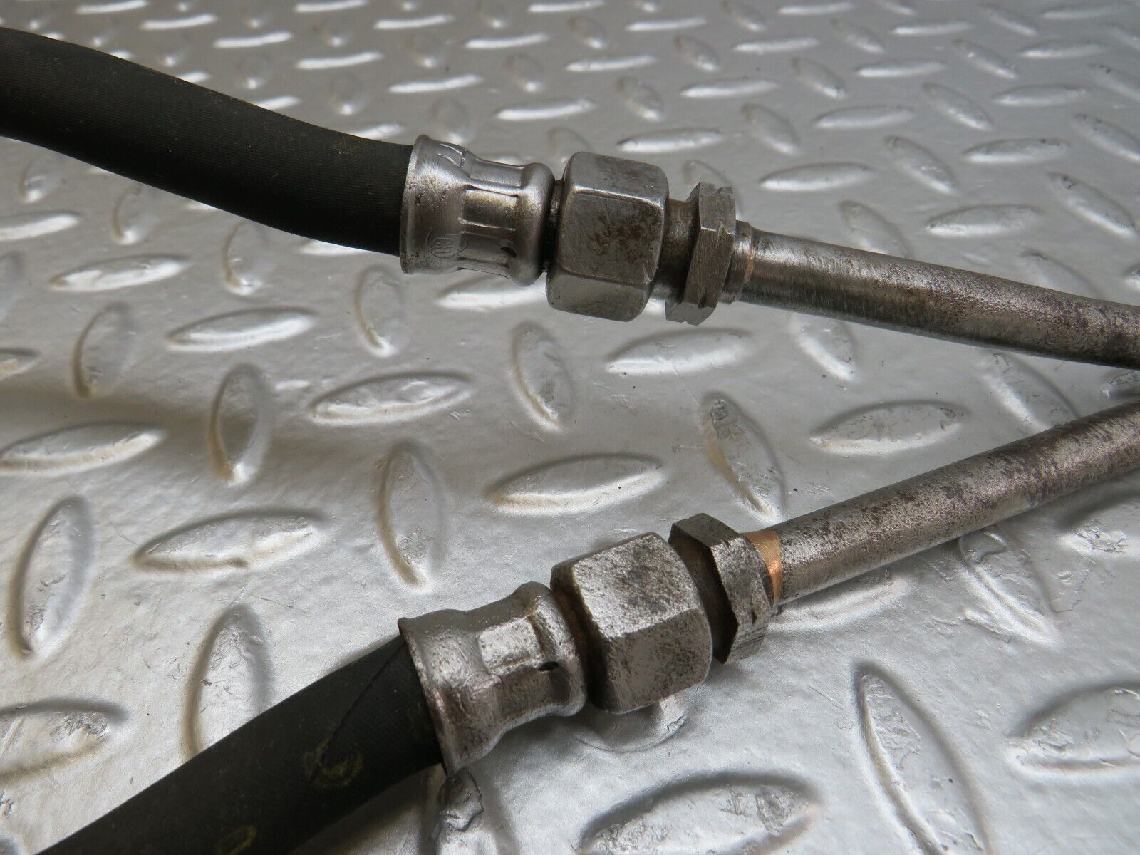 26309 Mercedes-Benz W116 450SE Power Steering Oil Pipe Hose Pair