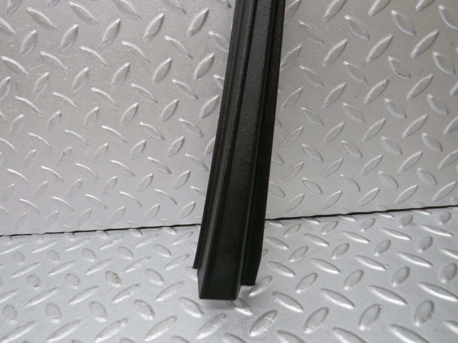 35297 Mercedes-Benz W124 Front Right Door Window Frame Trim 1247250271