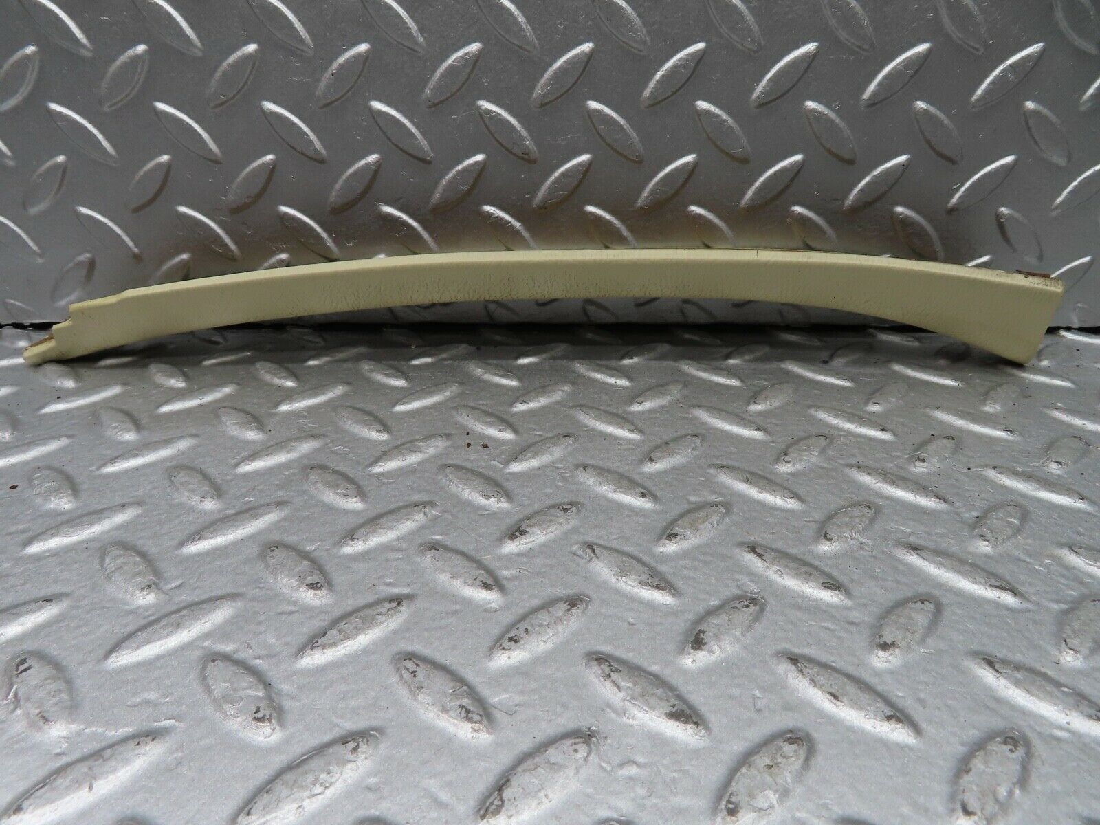 20264 Mercedes-Benz W114 280CE Coupe C Pillar Cover Left Side Cream