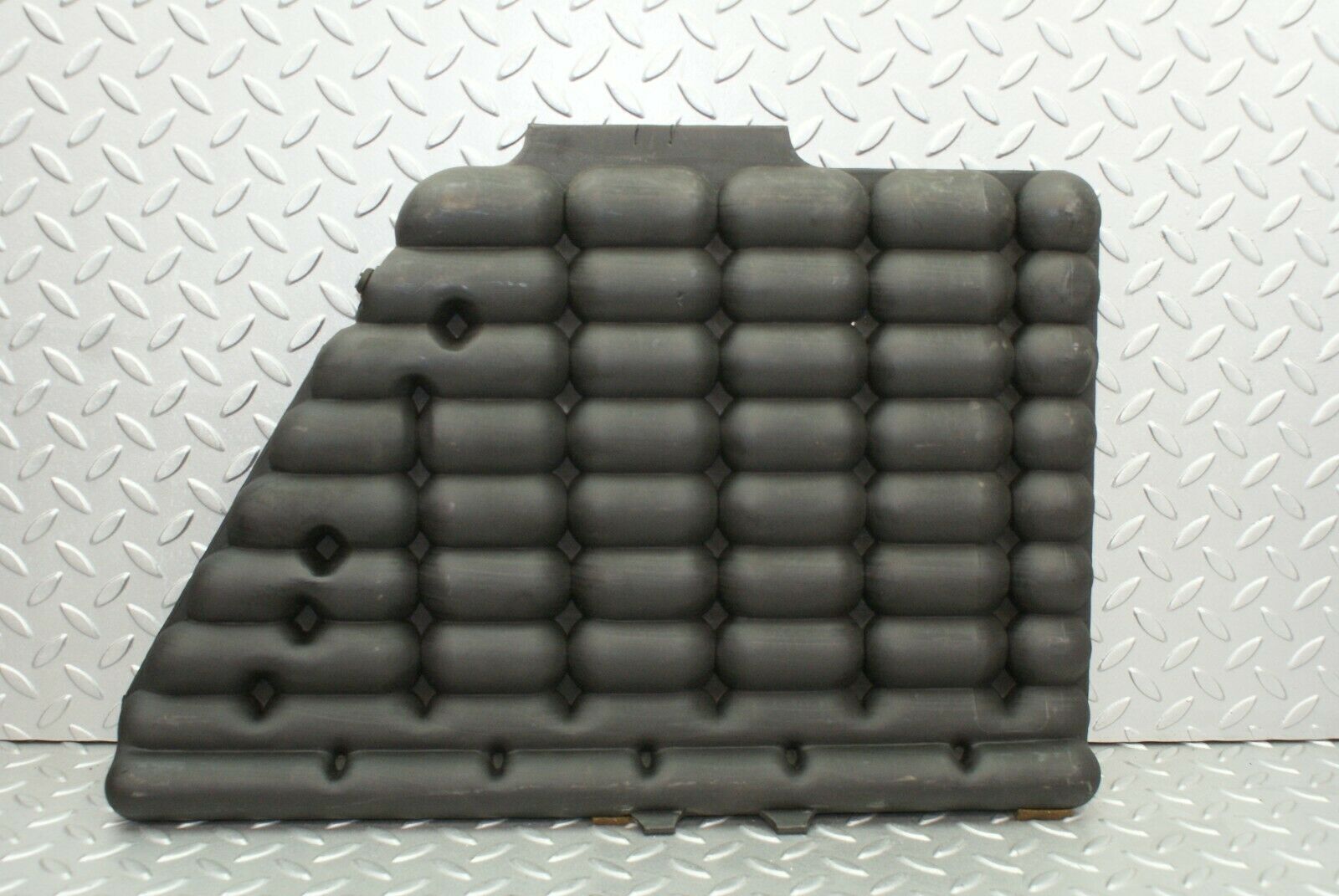 2600 Mercedes-Benz W116 350SE Vacuum Reservoir Tank