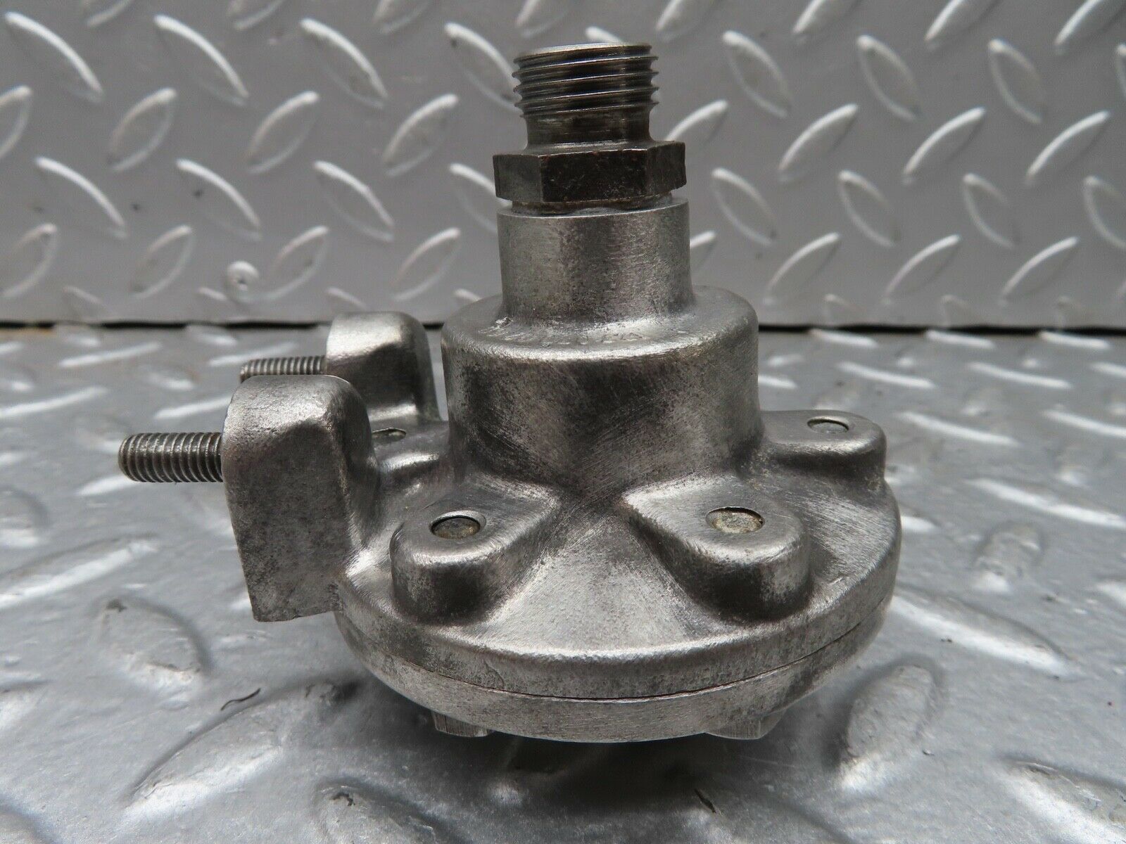 18236 Mercedes-Benz W111 220SE Coupe Fuel Backflow Damper Regulator 1270700268