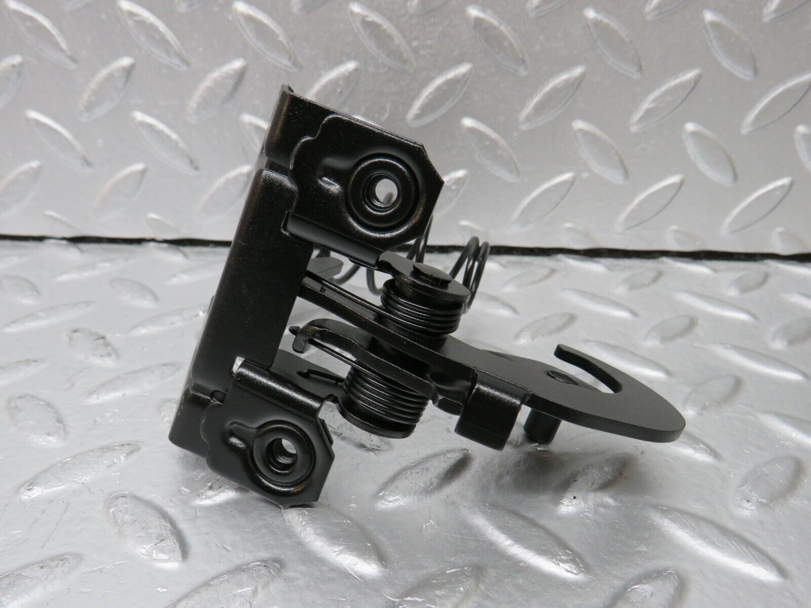 34821 Mercedes-Benz W210 320E Bonnet Safety Lock Latch