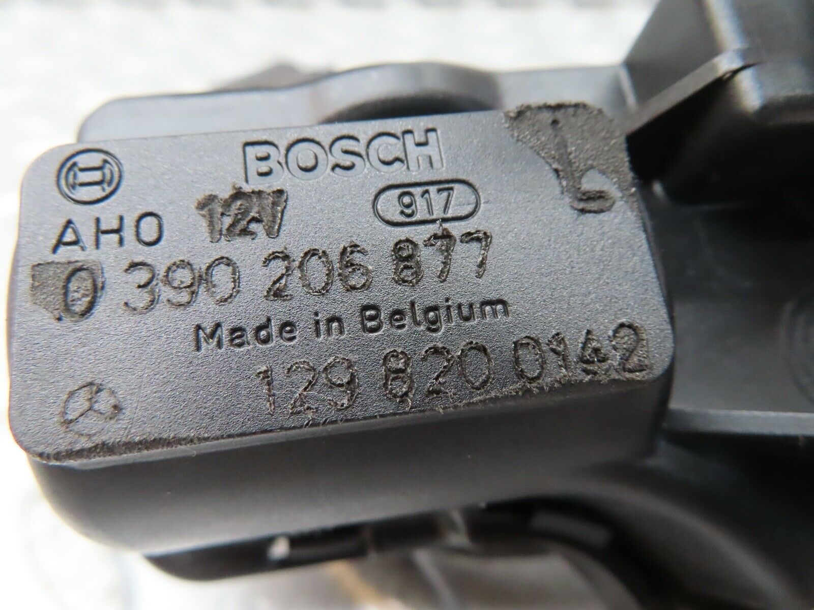 17454 Mercedes-Benz R129 300SL Coupe Headlight Wiper Motor Left Side