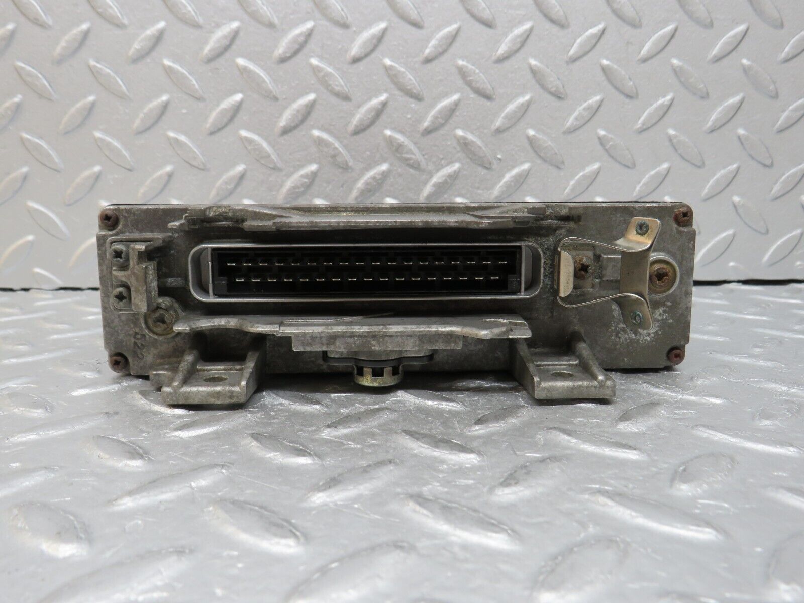 36544 Mercedes-Benz W201 190E 2.0L ABS Control Unit Bosch 0055452132 0265101018