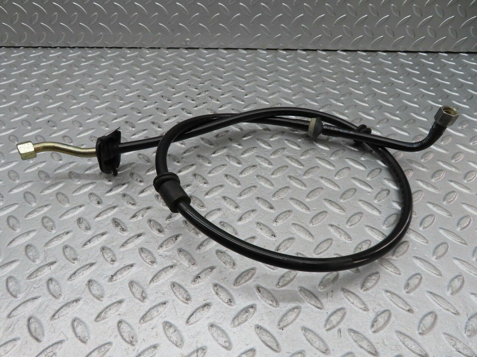 17277 Mercedes-Benz R129 300SL Coupe Brake Servo Vacuum Pipe